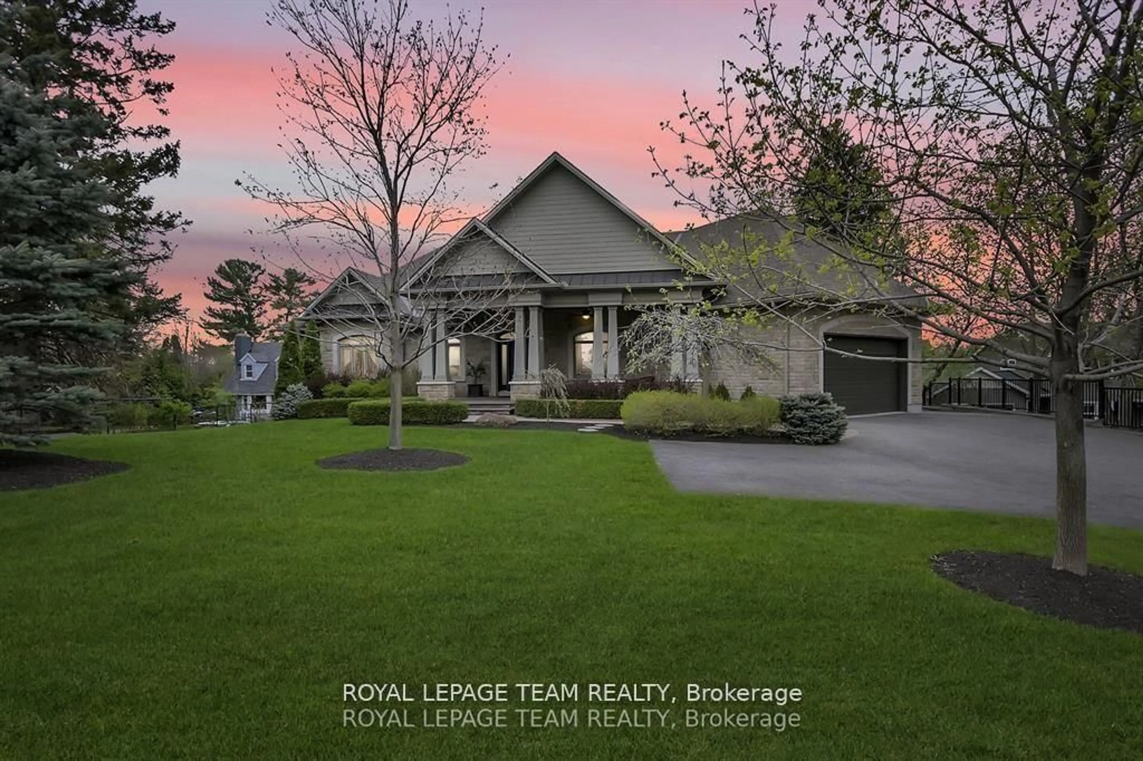 A pic from outside/outdoor area/front of a property/back of a property/a pic from drone, water/lake/river/ocean view for 5591 Manotick Main St, Ottawa Ontario K4M 1A4