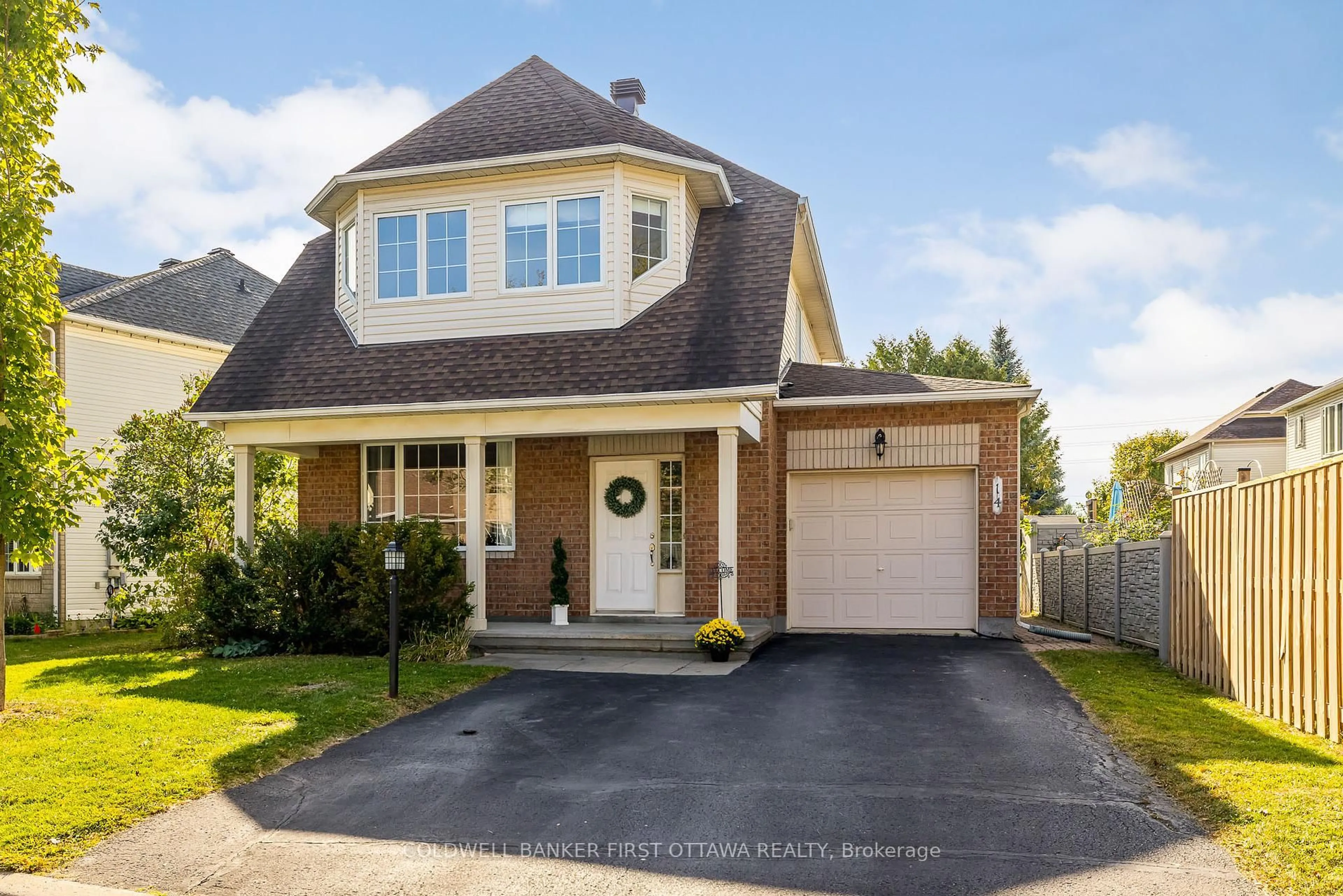 Home with brick exterior material, street for 14 VISTAPOINTE Dr, Ottawa Ontario K2G 6N5