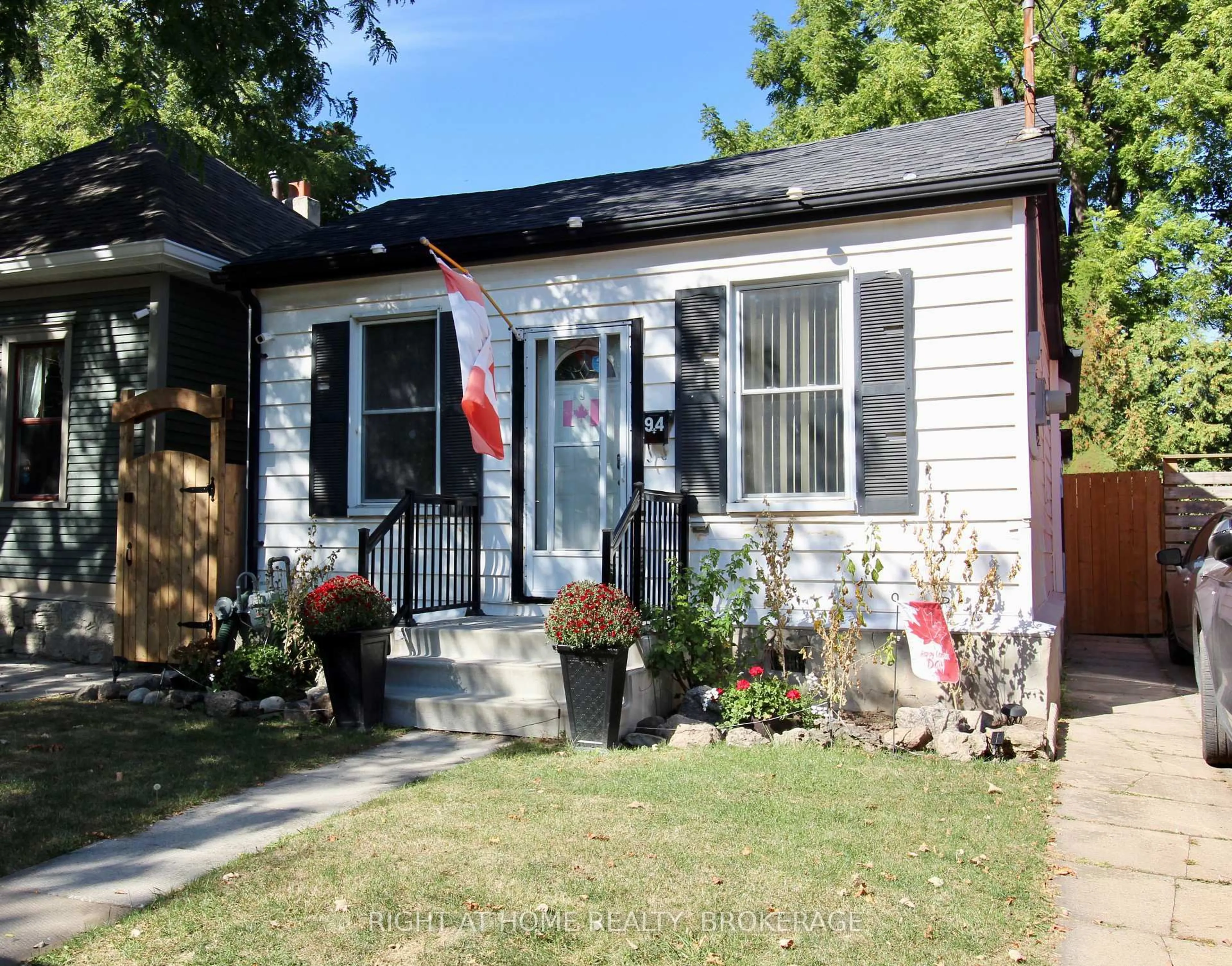 Home with brick exterior material, street for 94 Canada St, Hamilton Ontario L8P 1P3