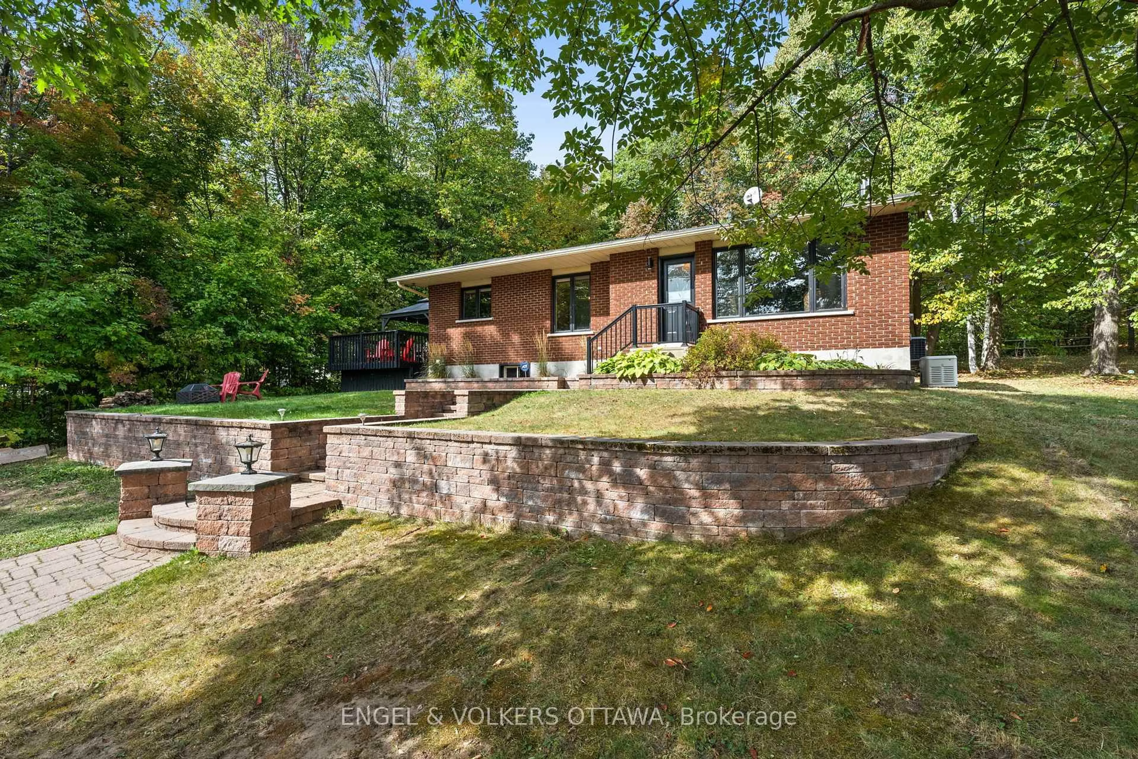 A pic from outside/outdoor area/front of a property/back of a property/a pic from drone, unknown for 329 Kennedy Rd, Calabogie Ontario K0J 1H0
