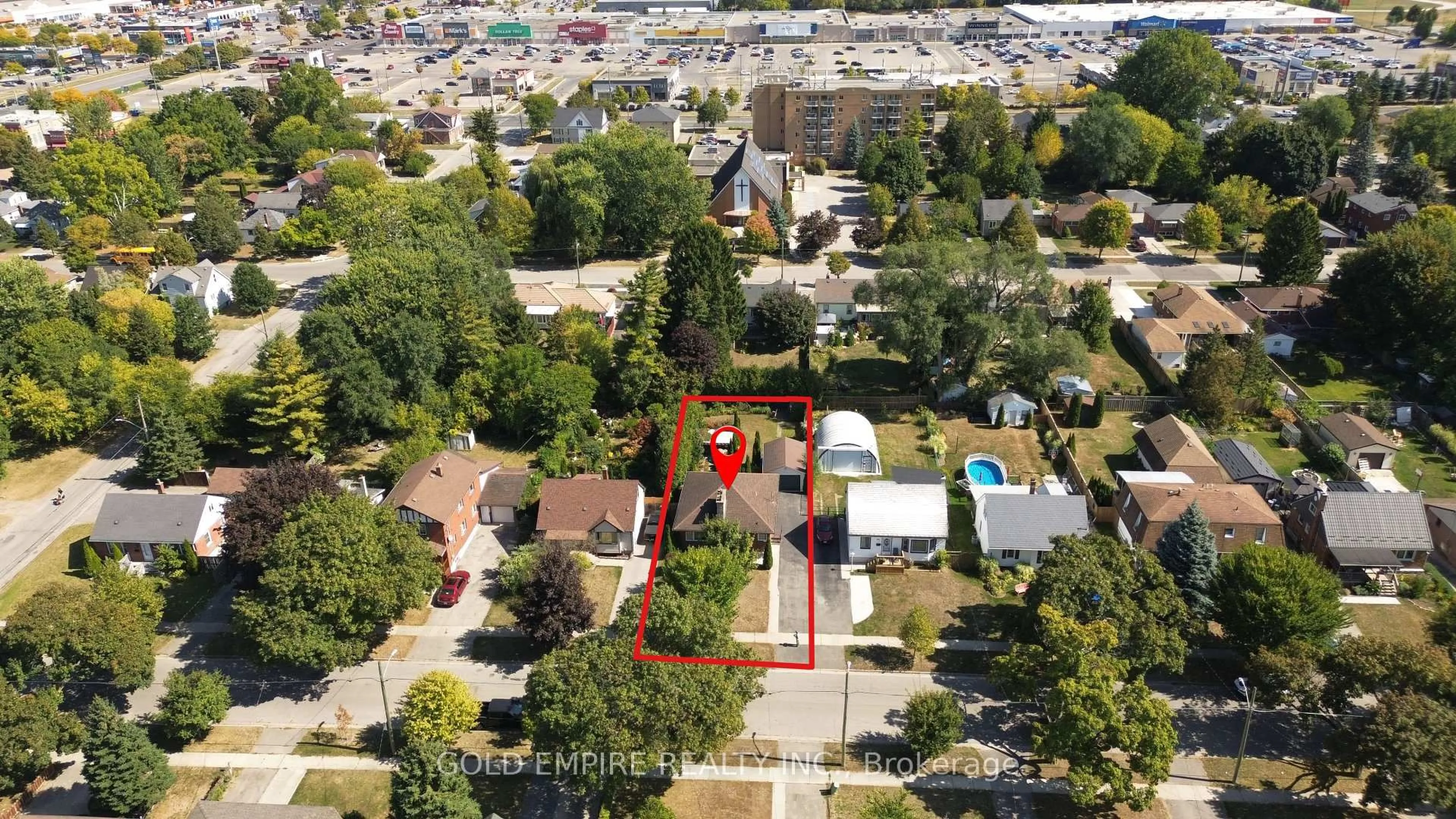 A pic from outside/outdoor area/front of a property/back of a property/a pic from drone, city buildings view from balcony for 362 Avondale Rd, London East Ontario N5W 5B5