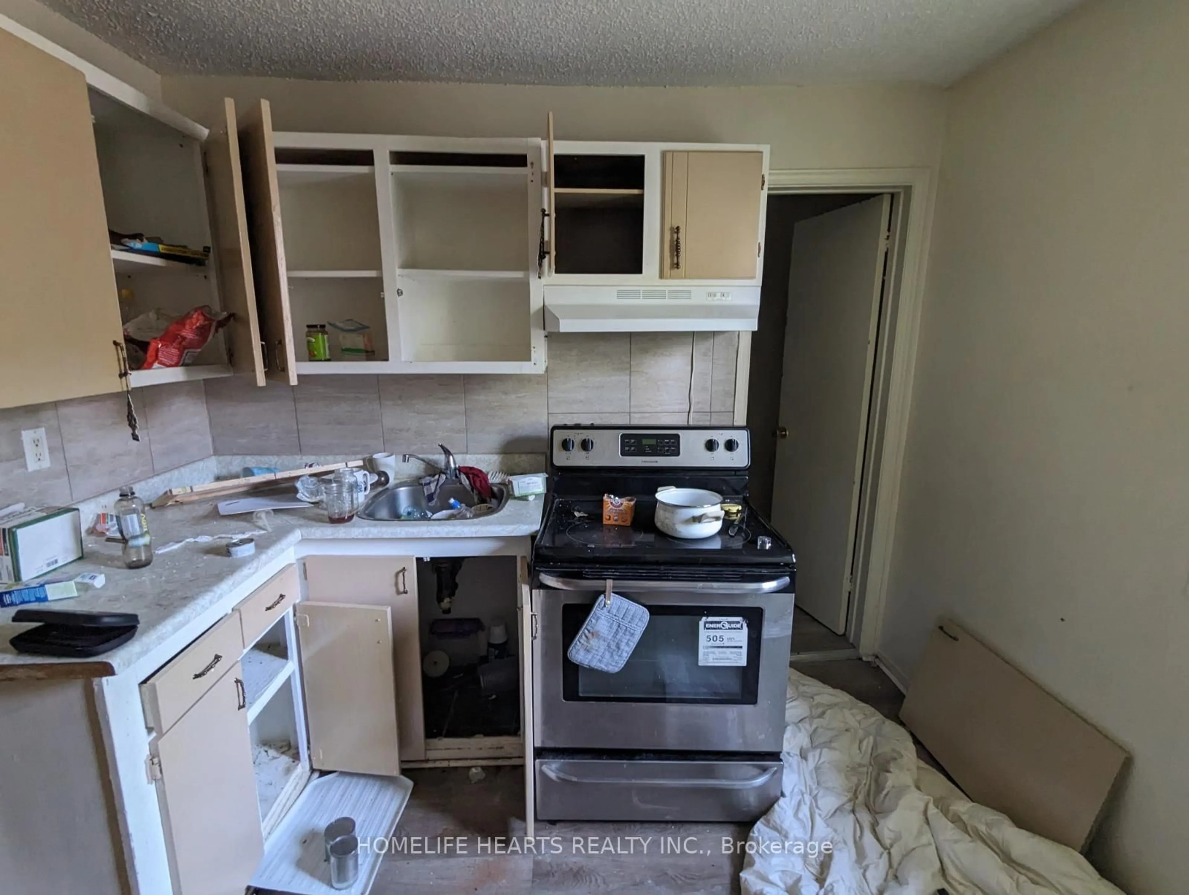 Standard kitchen, unknown for 223 Jean St, Greater Sudbury Ontario P3C 2S2