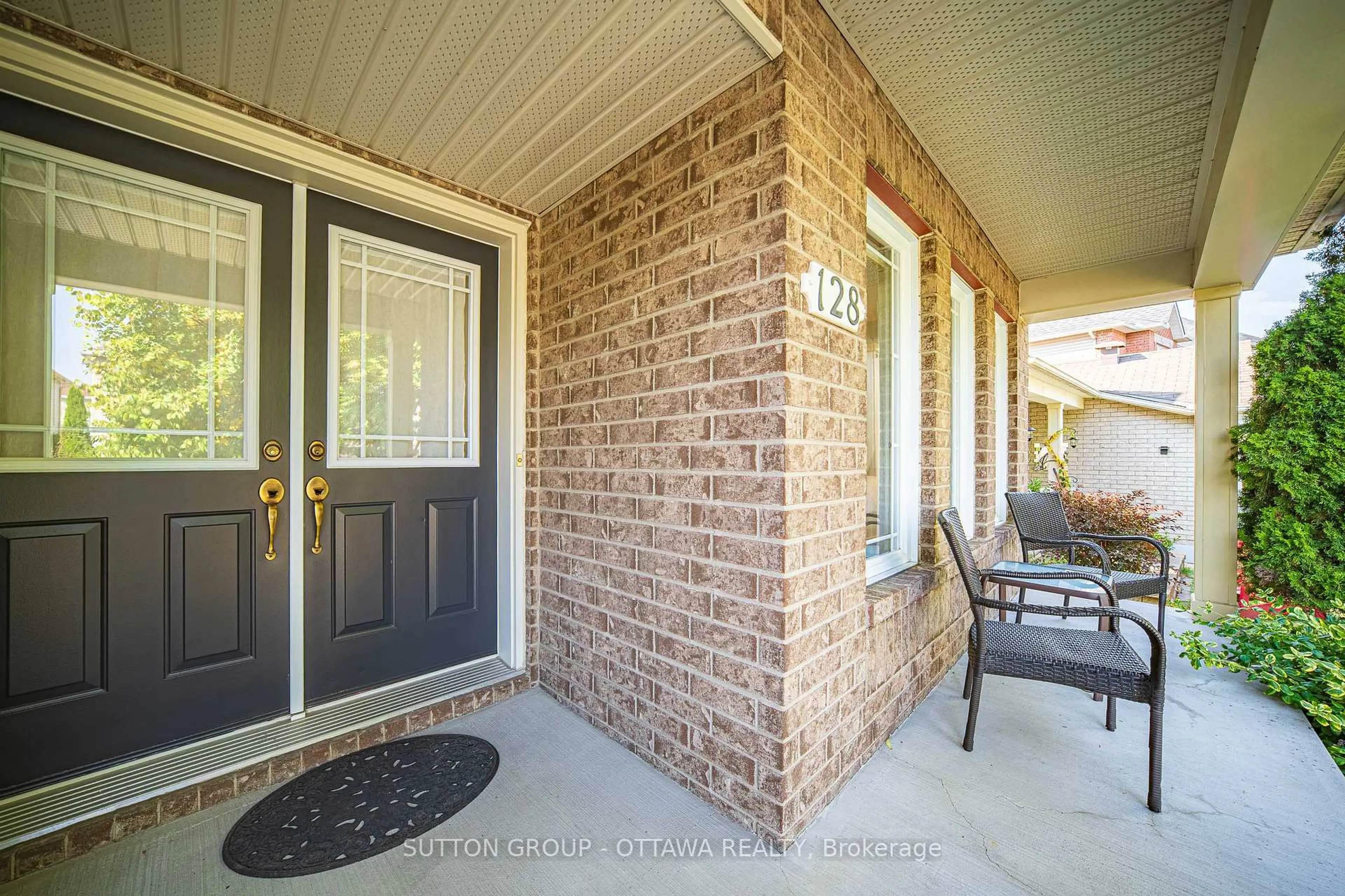 Home with brick exterior material, street for 128 Annapolis Circ, Ottawa Ontario K1V 1Z3