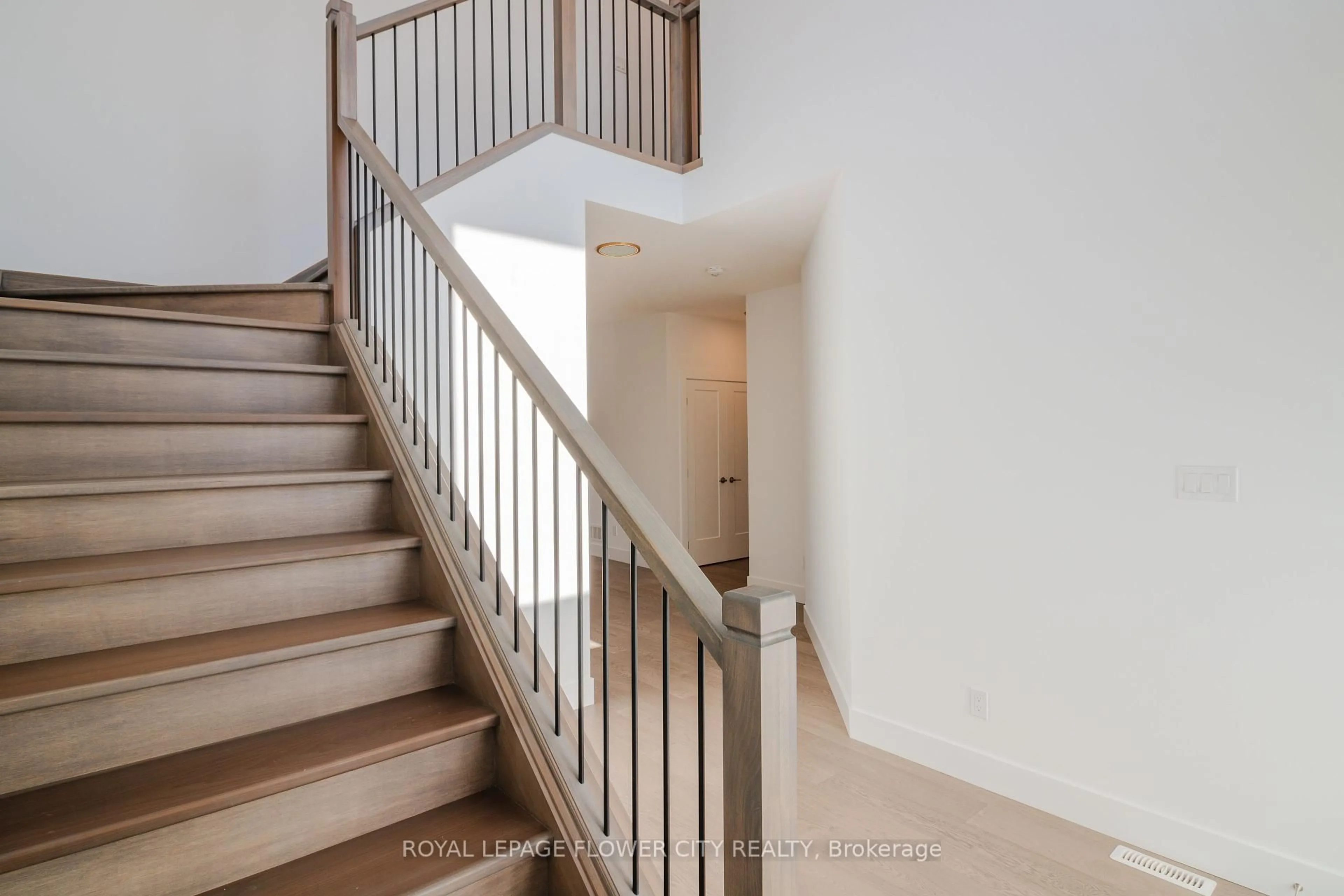 Stairs for 28 Kaiser Lane, Middlesex Centre Ontario N0L 1R0