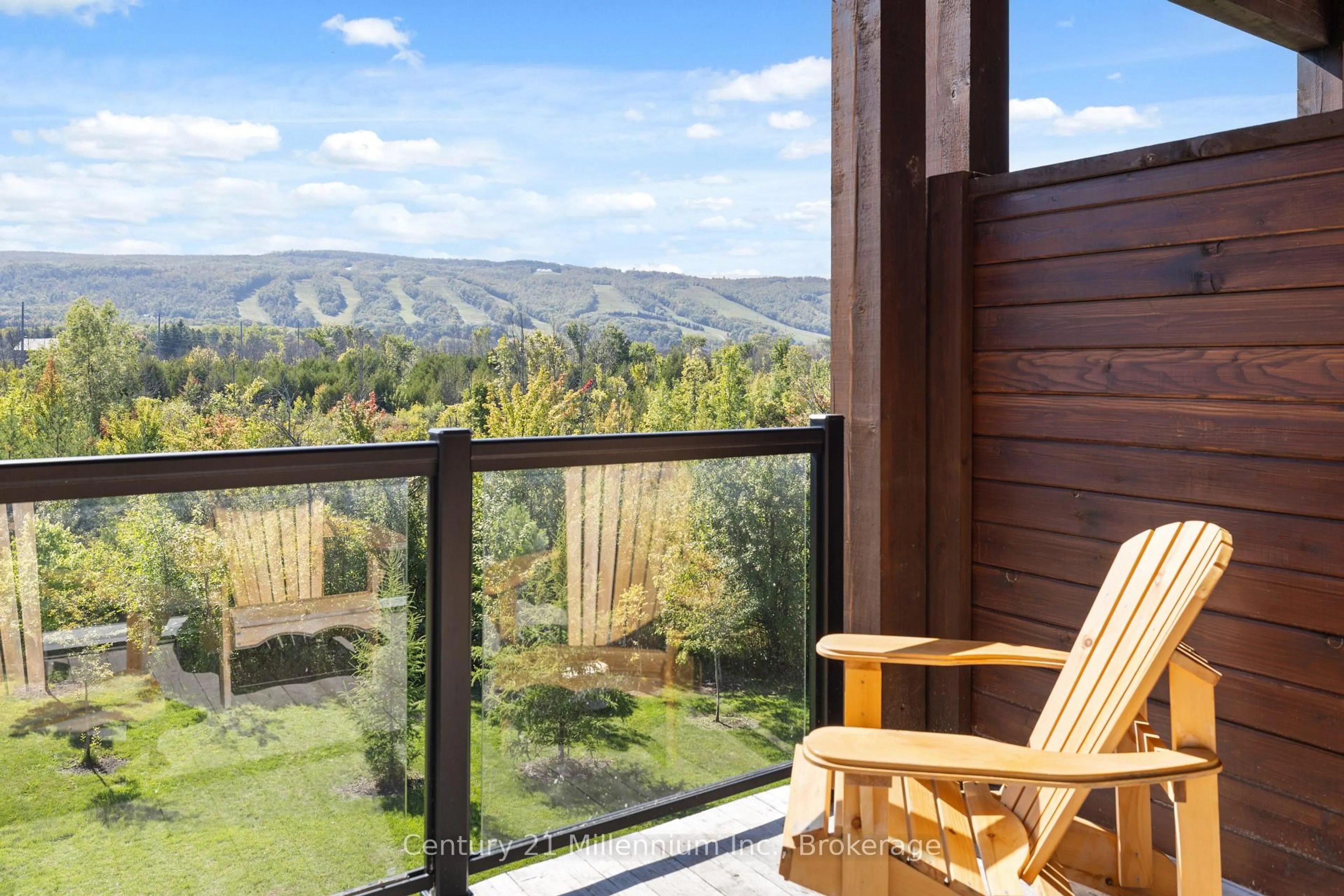 Patio, mountain view for 20 BECKWITH Lane #306, Blue Mountains Ontario L9Y 0R4