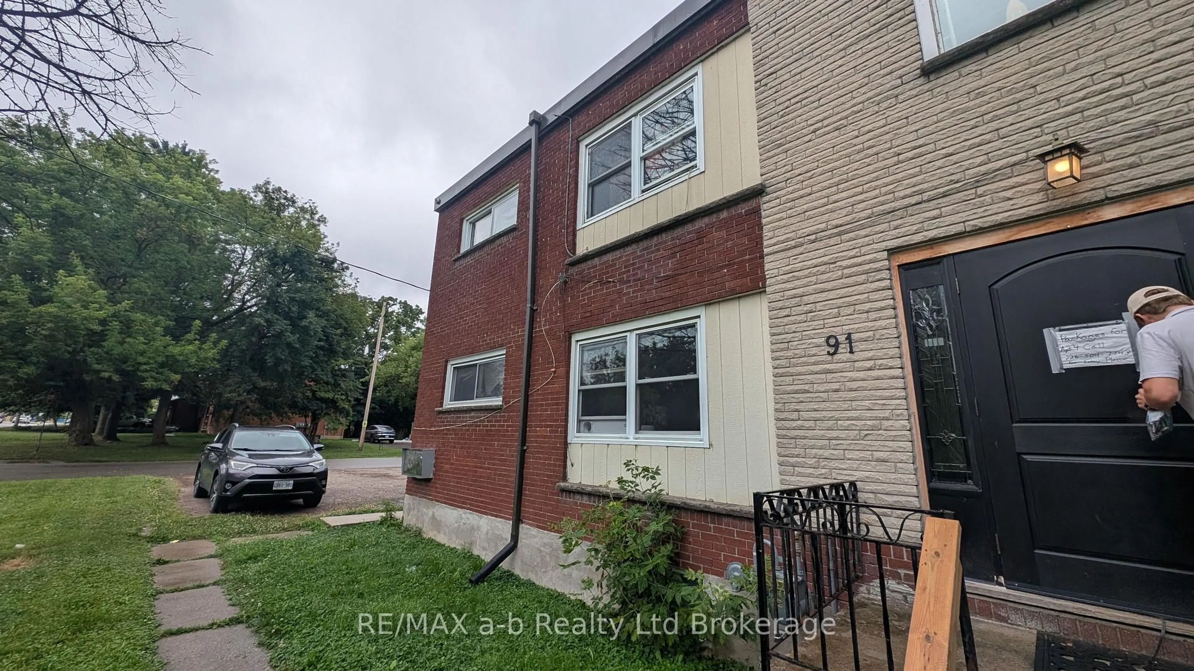 Home with brick exterior material, street for 91 King Edward Ave, London South Ontario N5Z 3S7