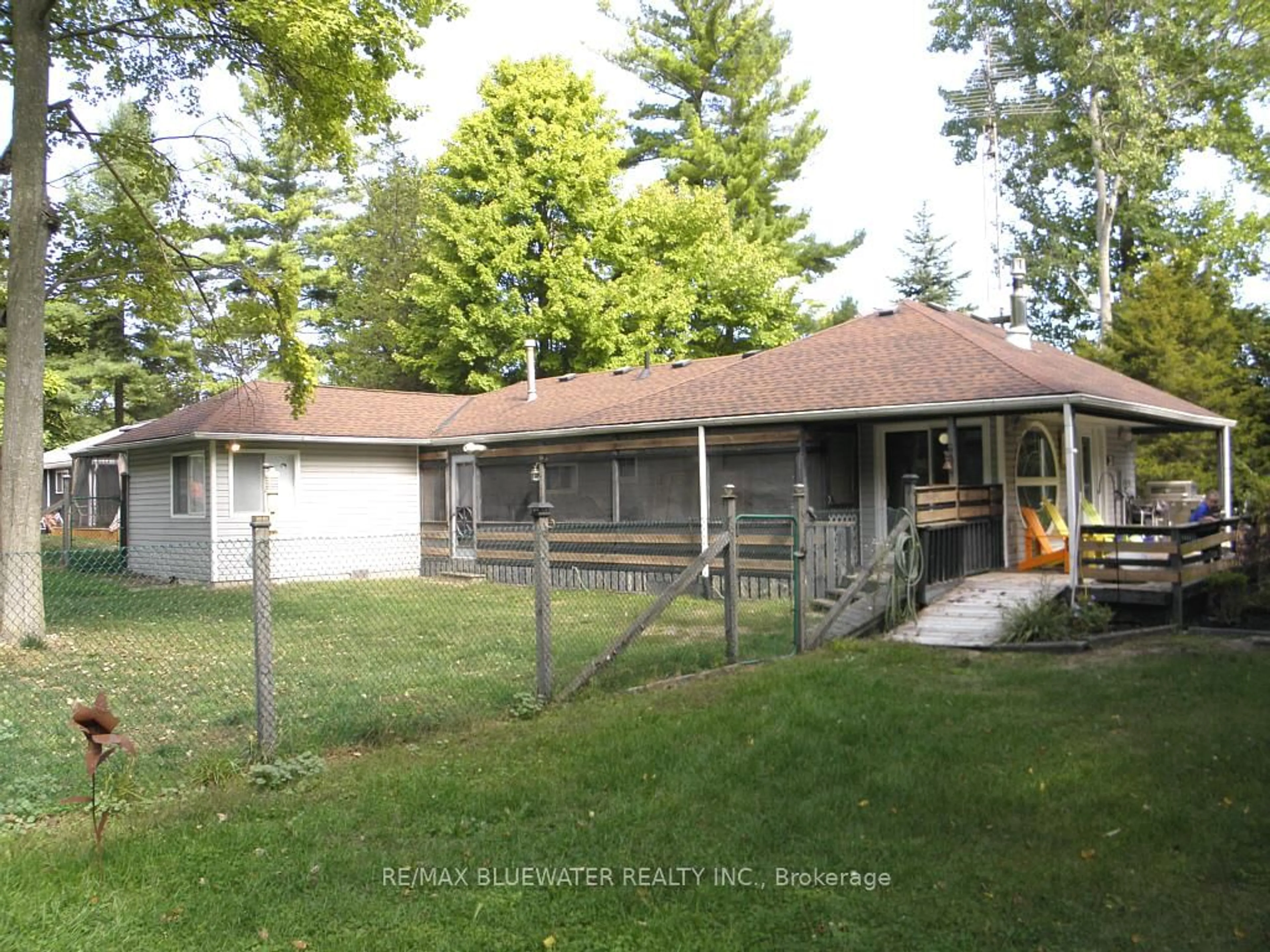 Unknown for 9663 Army Camp Rd, Lambton Shores Ontario N0N 1J0