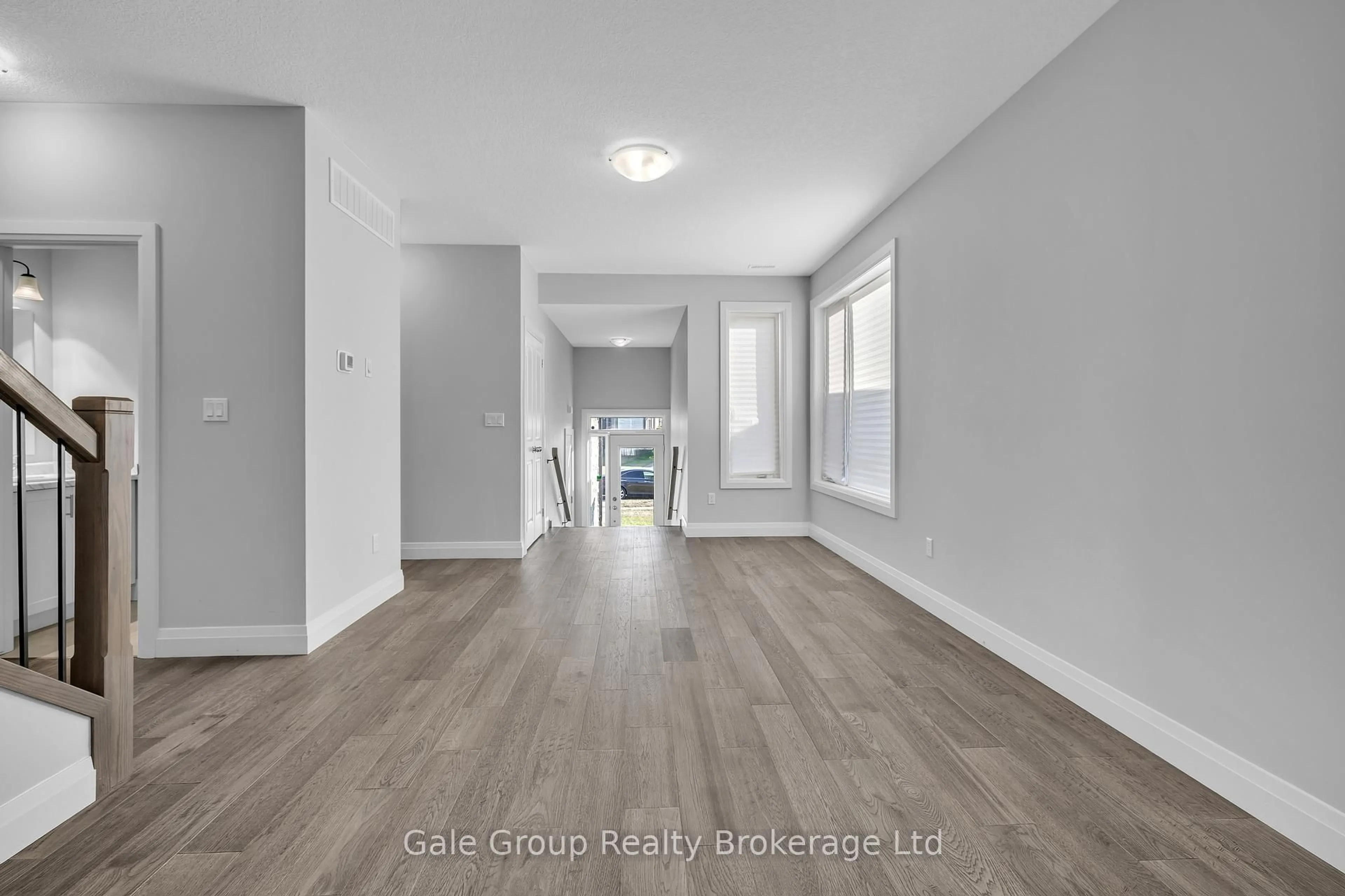 Indoor entryway for 538 Fairway Rd, Woodstock Ontario N4T 0E1