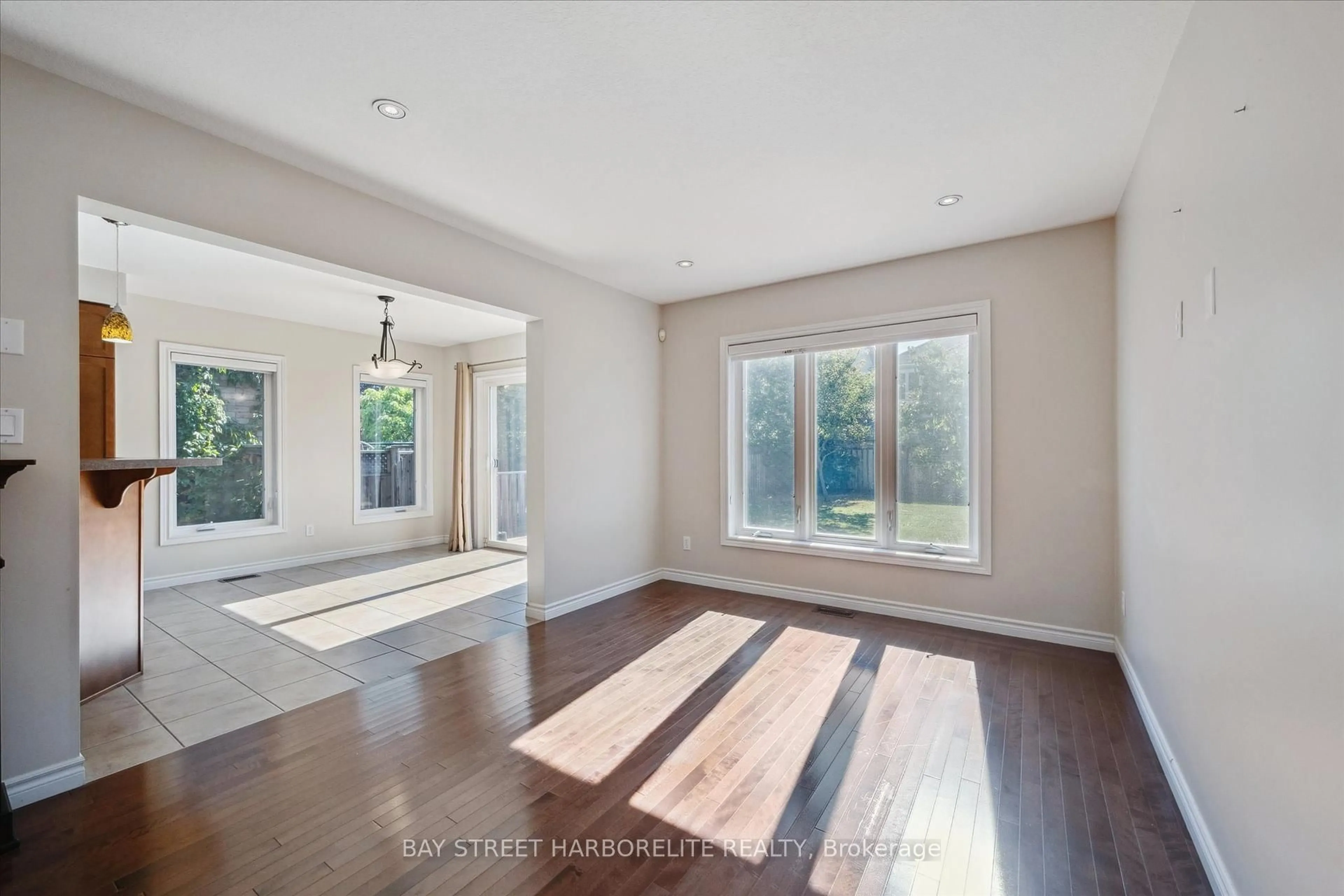 Unknown for 128 CLOUGH Cres, Guelph Ontario N1L 0E4