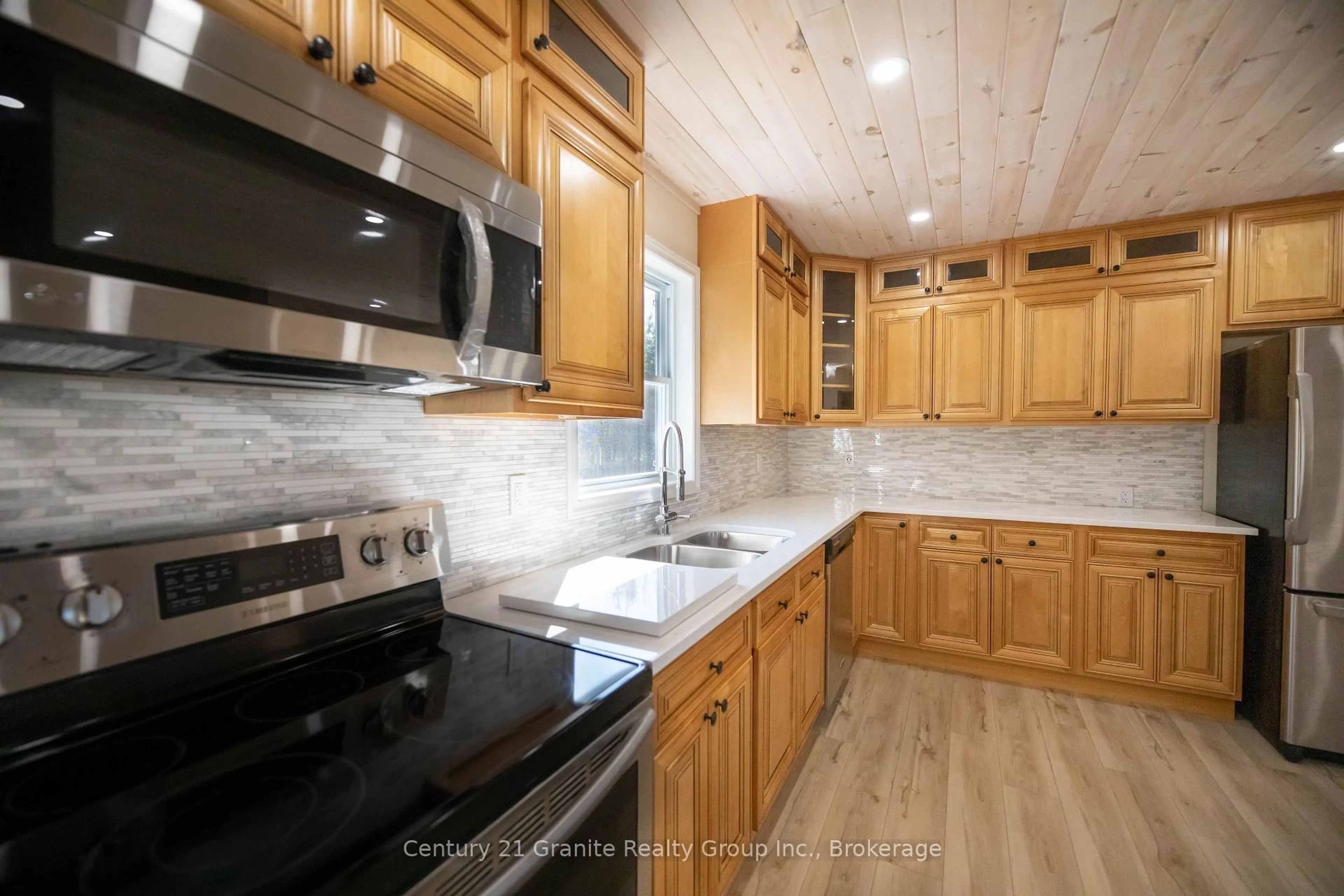 Open concept kitchen, unknown for 1160 Kennisis Lake Rd, Dysart et al Ontario K0M 1S0