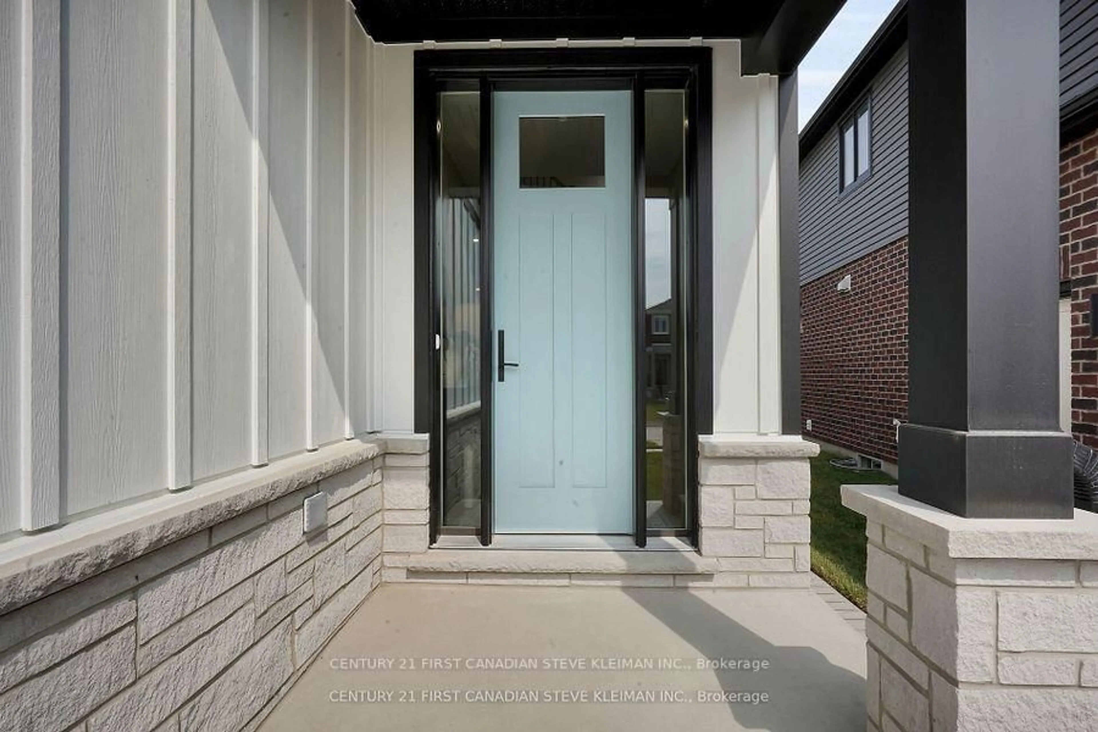 Indoor entryway for 1327 Bush Hill Link, London North Ontario N6G 0X6