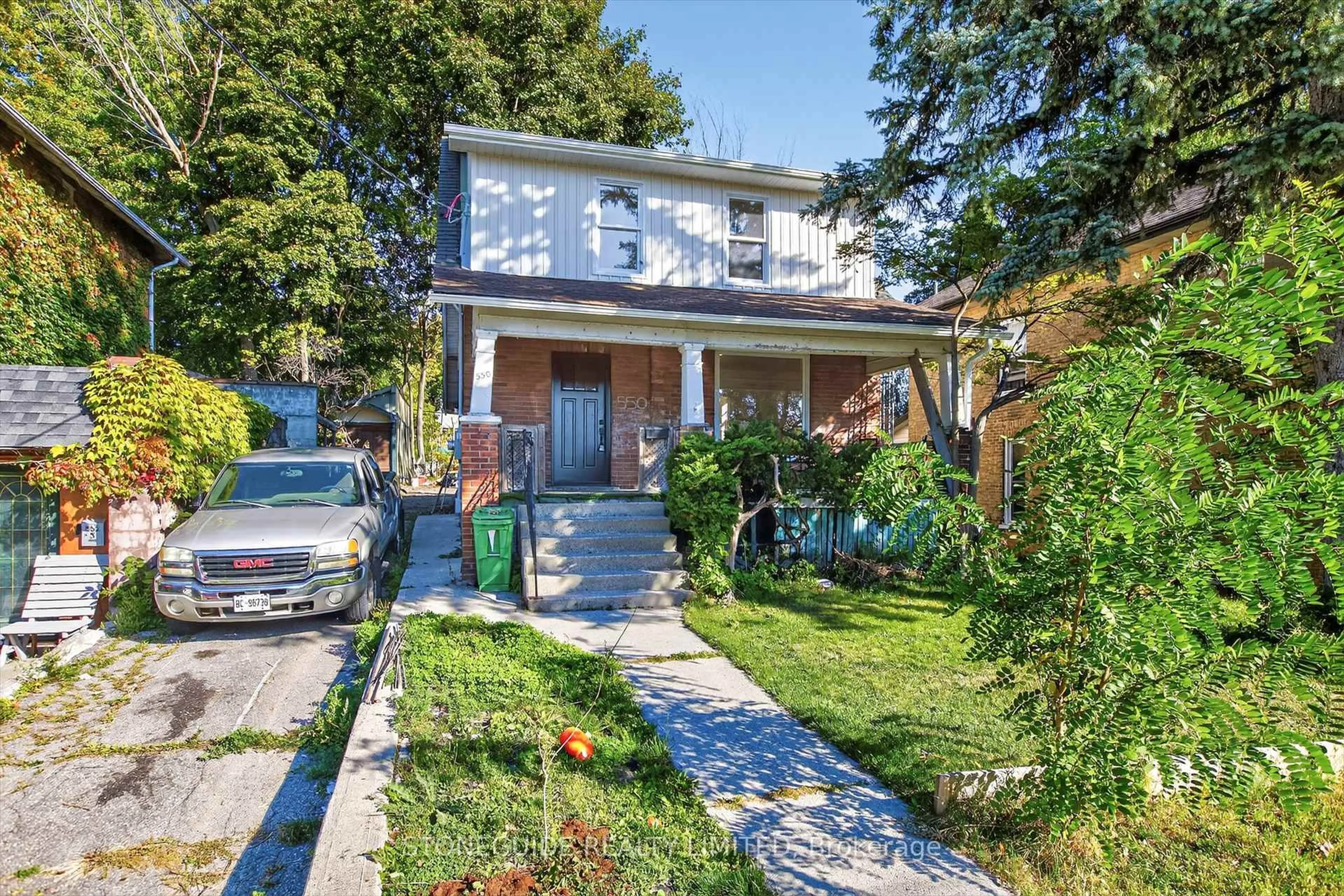 Home with brick exterior material, street for 550 Bolivar St, Peterborough Ontario K9J 4R8