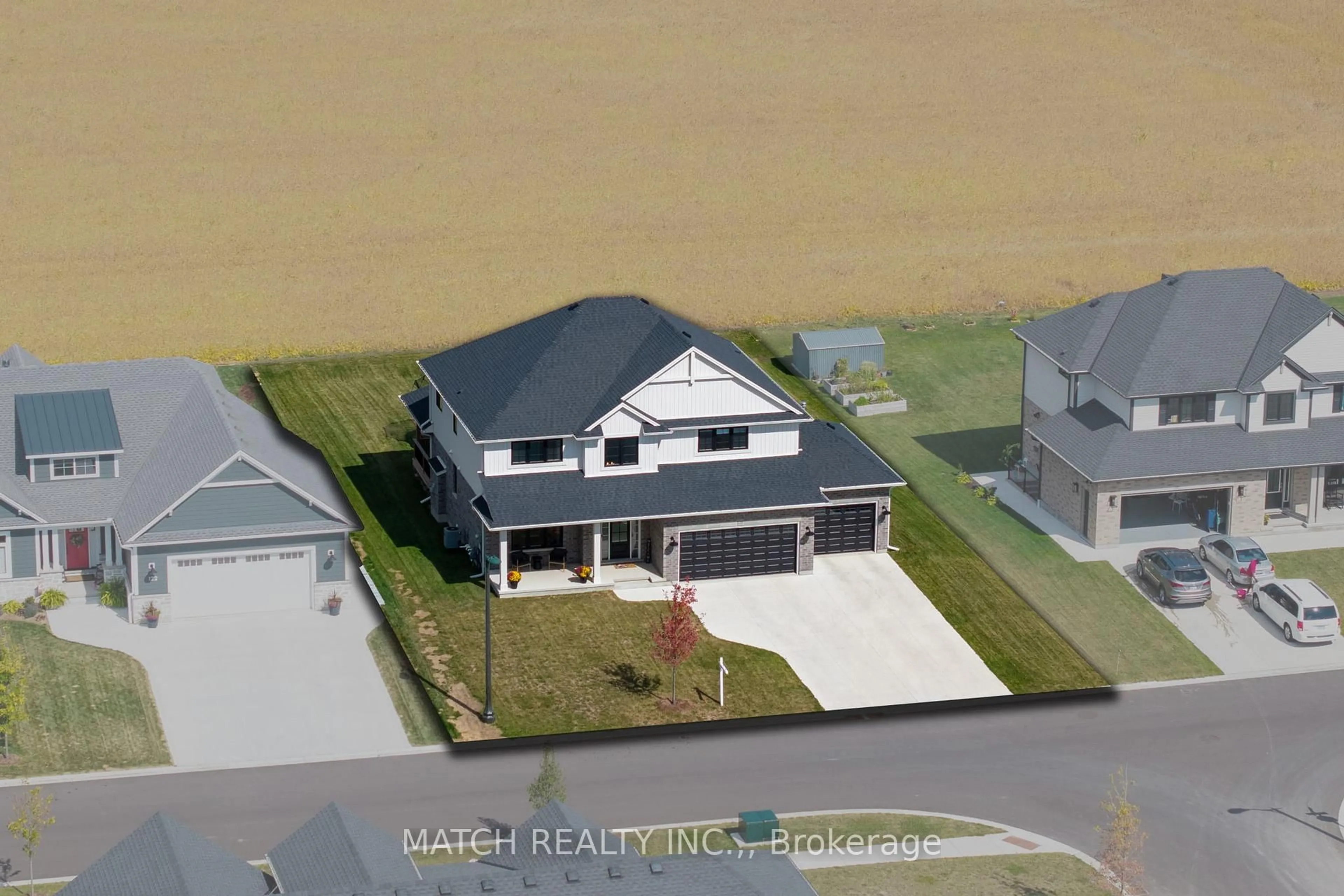 A pic from outside/outdoor area/front of a property/back of a property/a pic from drone, water/lake/river/ocean view for 120 Lila St, Dutton/Dunwich Ontario N0L 1J0