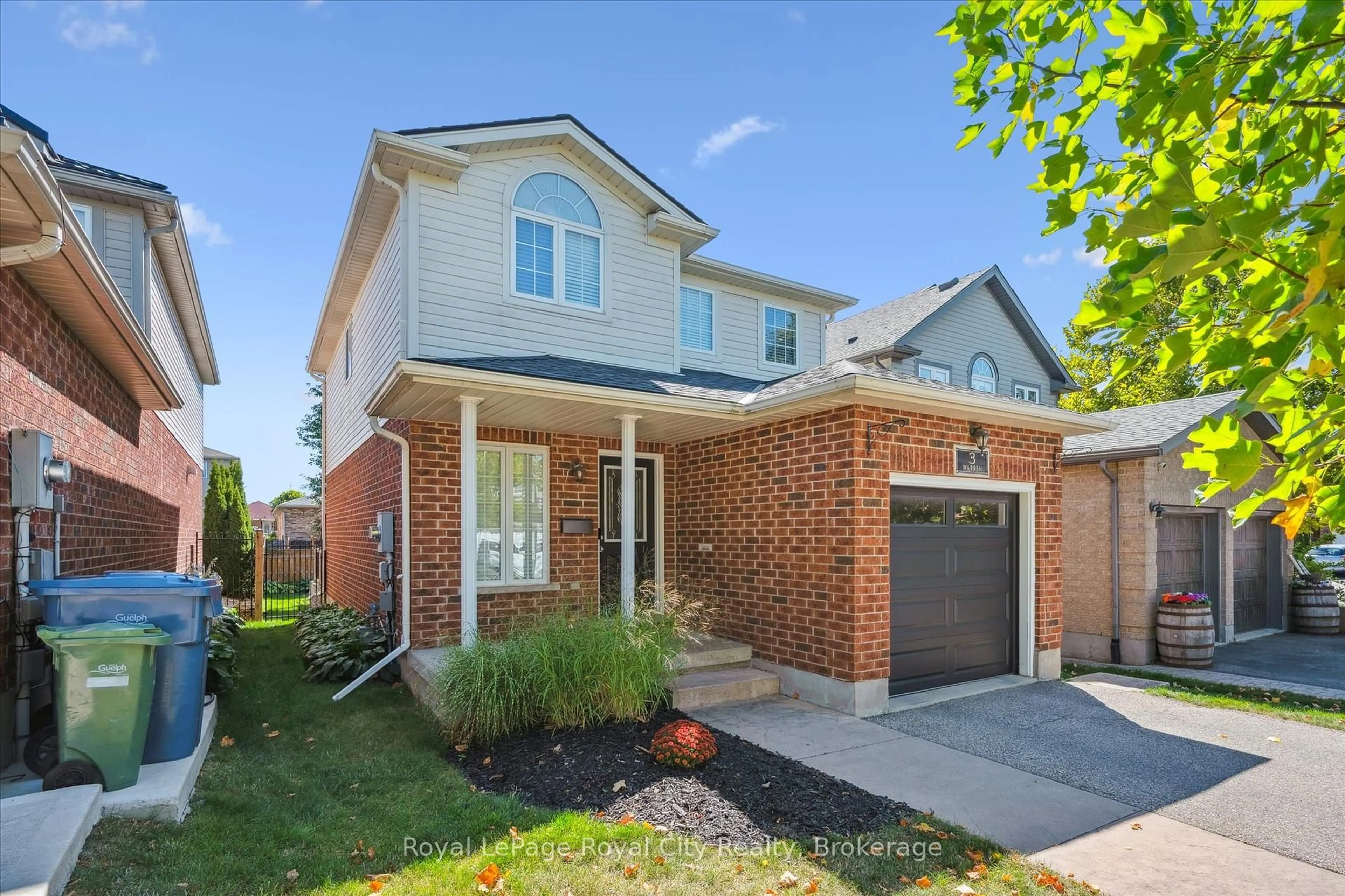 Home with brick exterior material, street for 3 Warren St, Guelph Ontario N1E 7K4