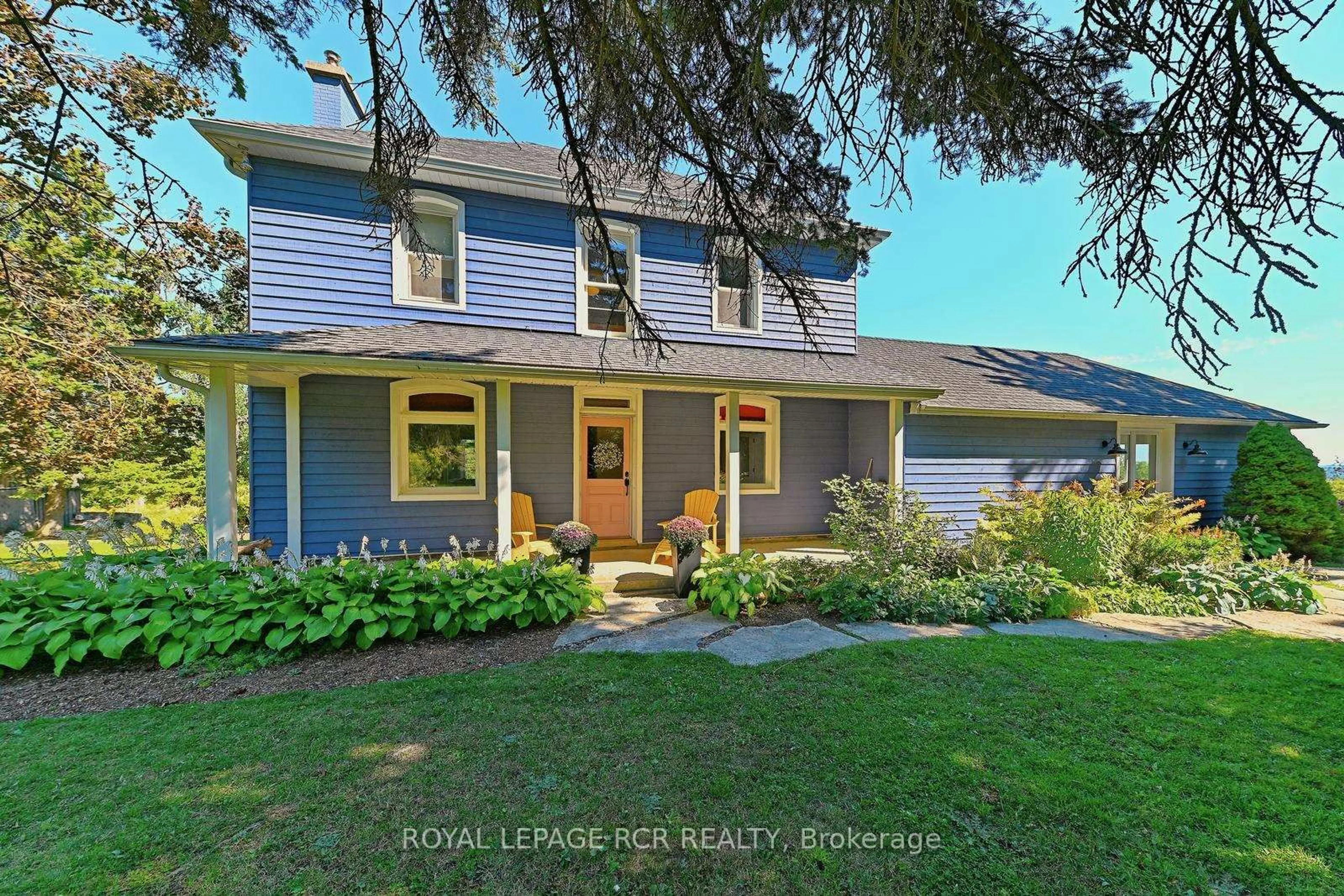 Home with vinyl exterior material, street for 798377 Third Line, Mulmur Ontario L9V 0H8