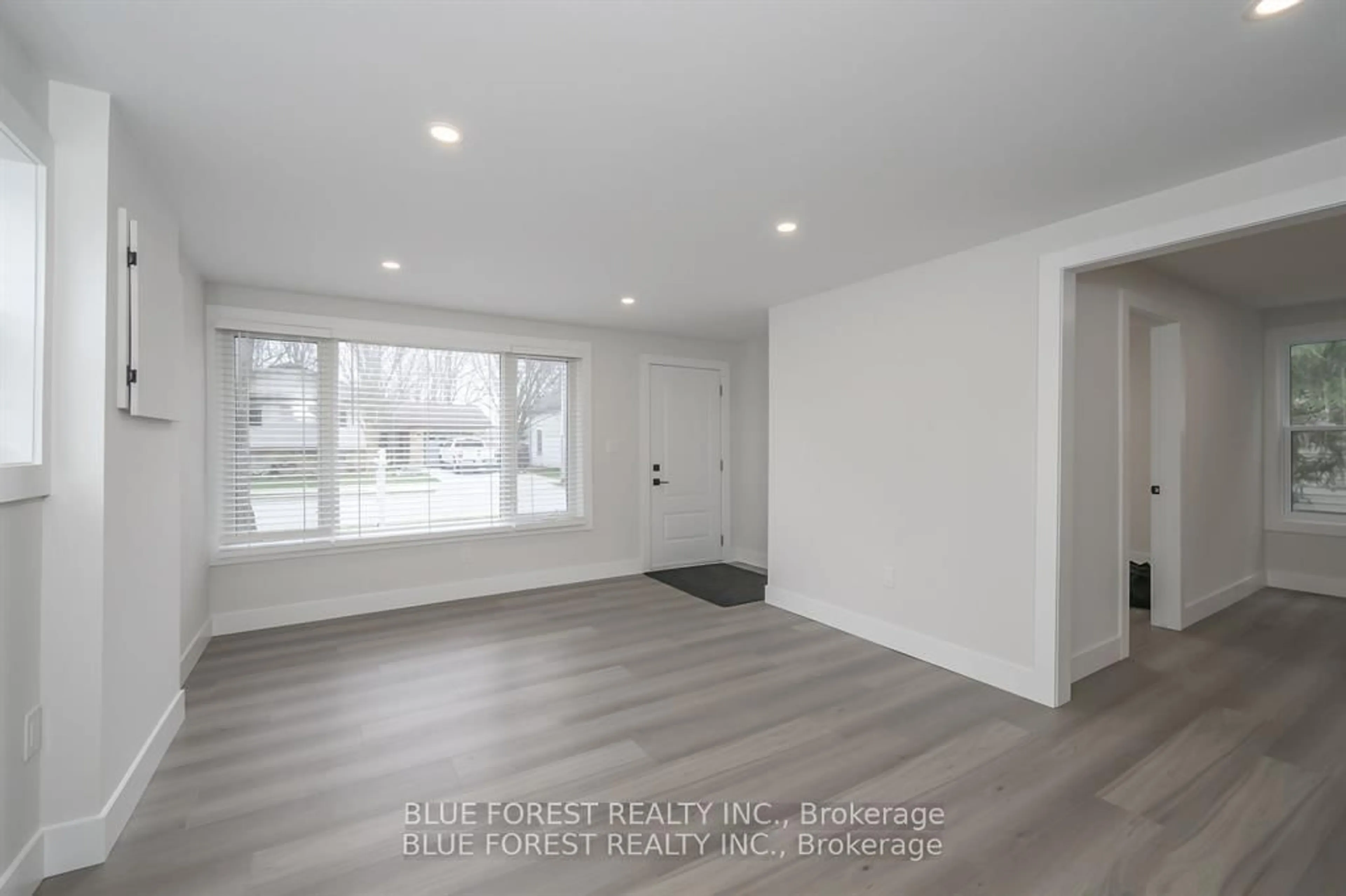A pic of a room for 186 VICTORIA St, Southwest Middlesex Ontario N0L 1M0