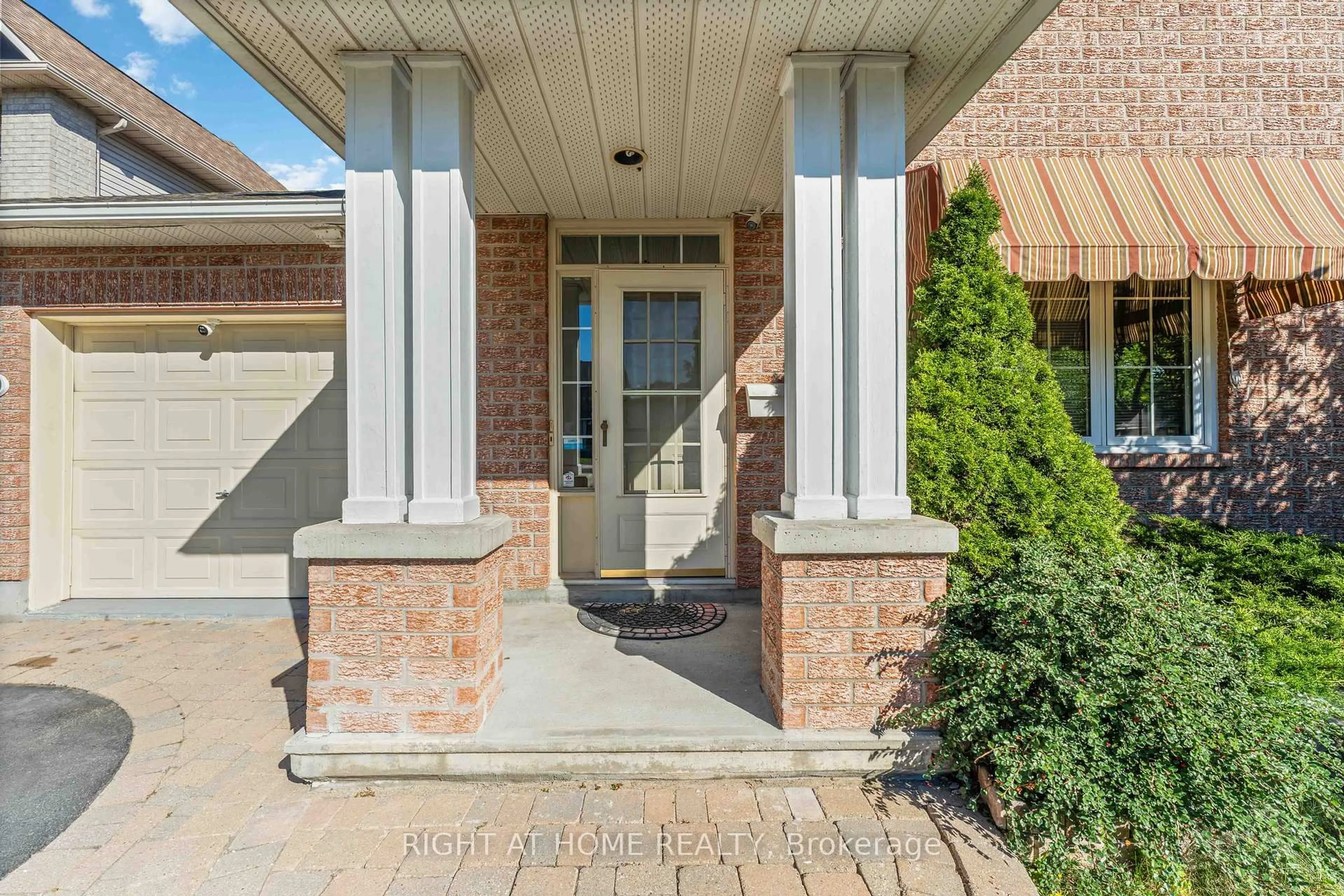 Unknown for 160 Grassy Plains Dr, Ottawa Ontario K2M 2S1