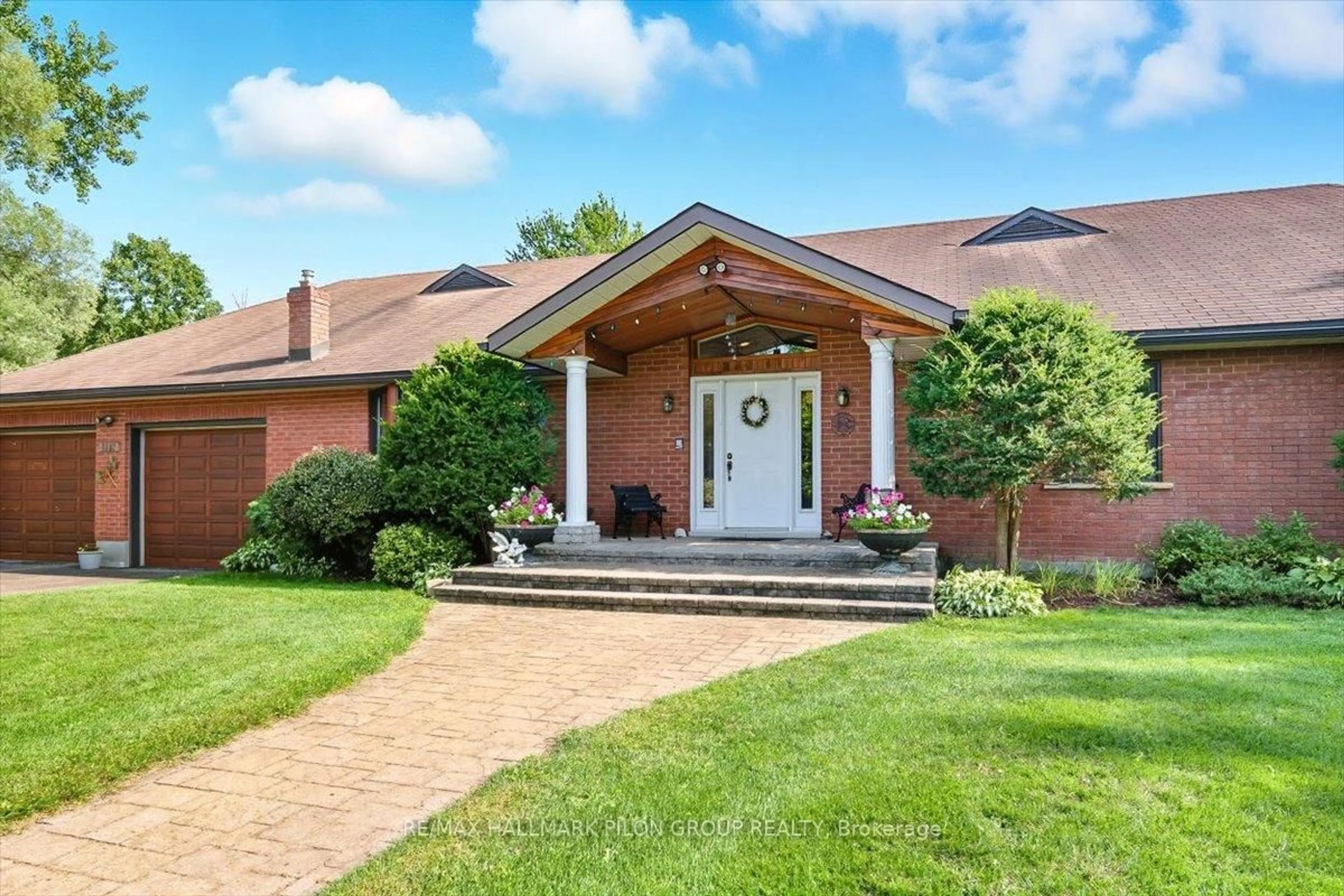 Home with brick exterior material, street for 1717 Lakeshore Dr, Greely Ontario K4P 1H1