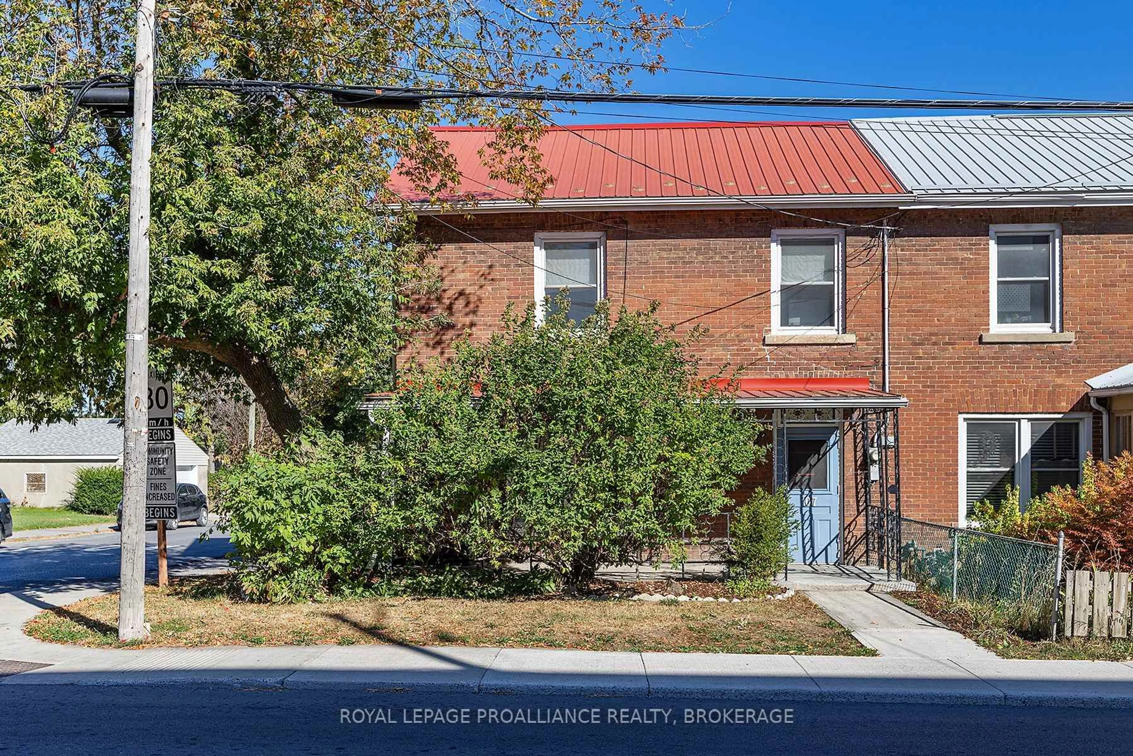 Home with brick exterior material, street for 107 Stephen St, Kingston Ontario K7K 2C5