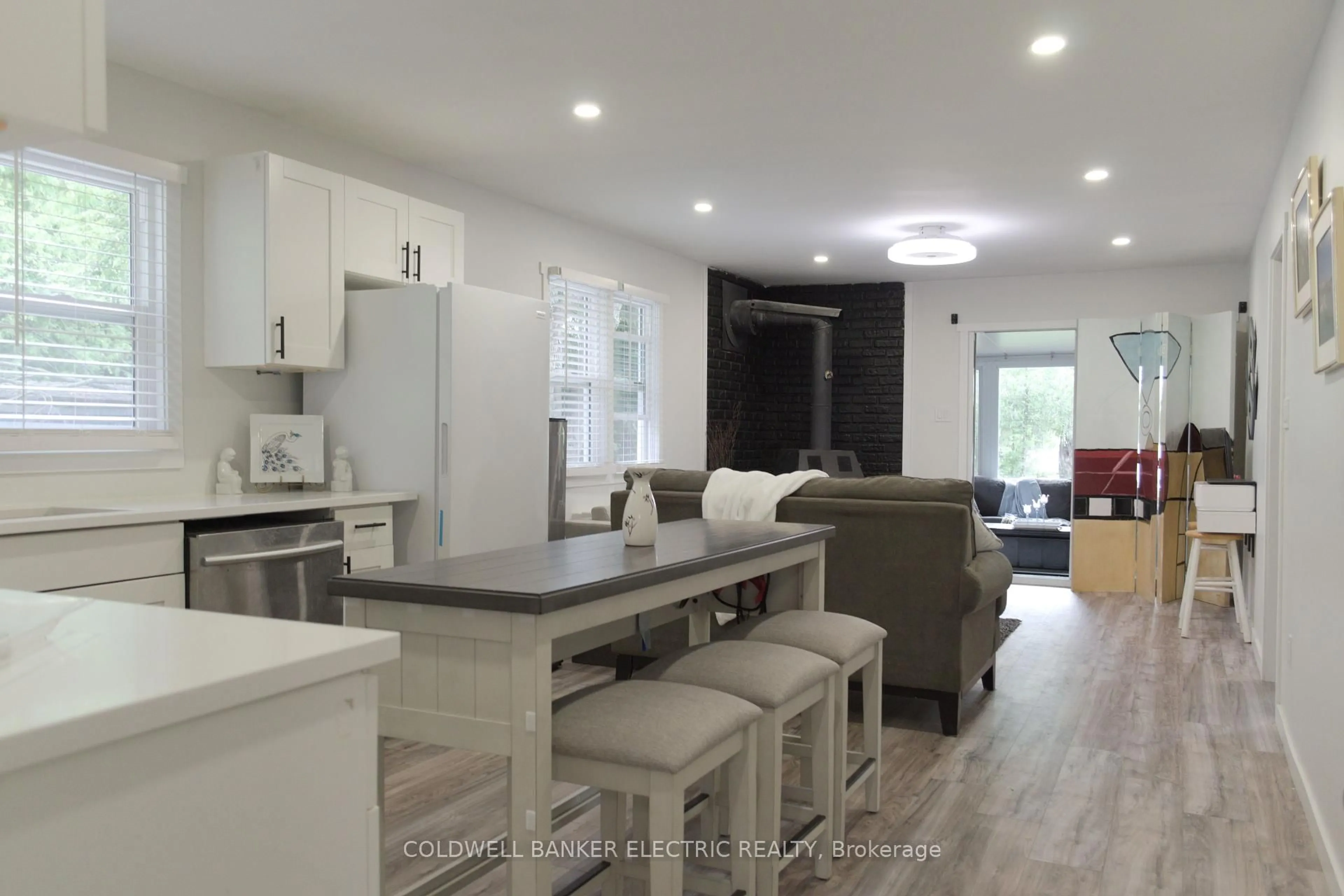 Open concept kitchen, unknown for 48 Hargrave Rd, Kawartha Lakes Ontario K0M 2B0