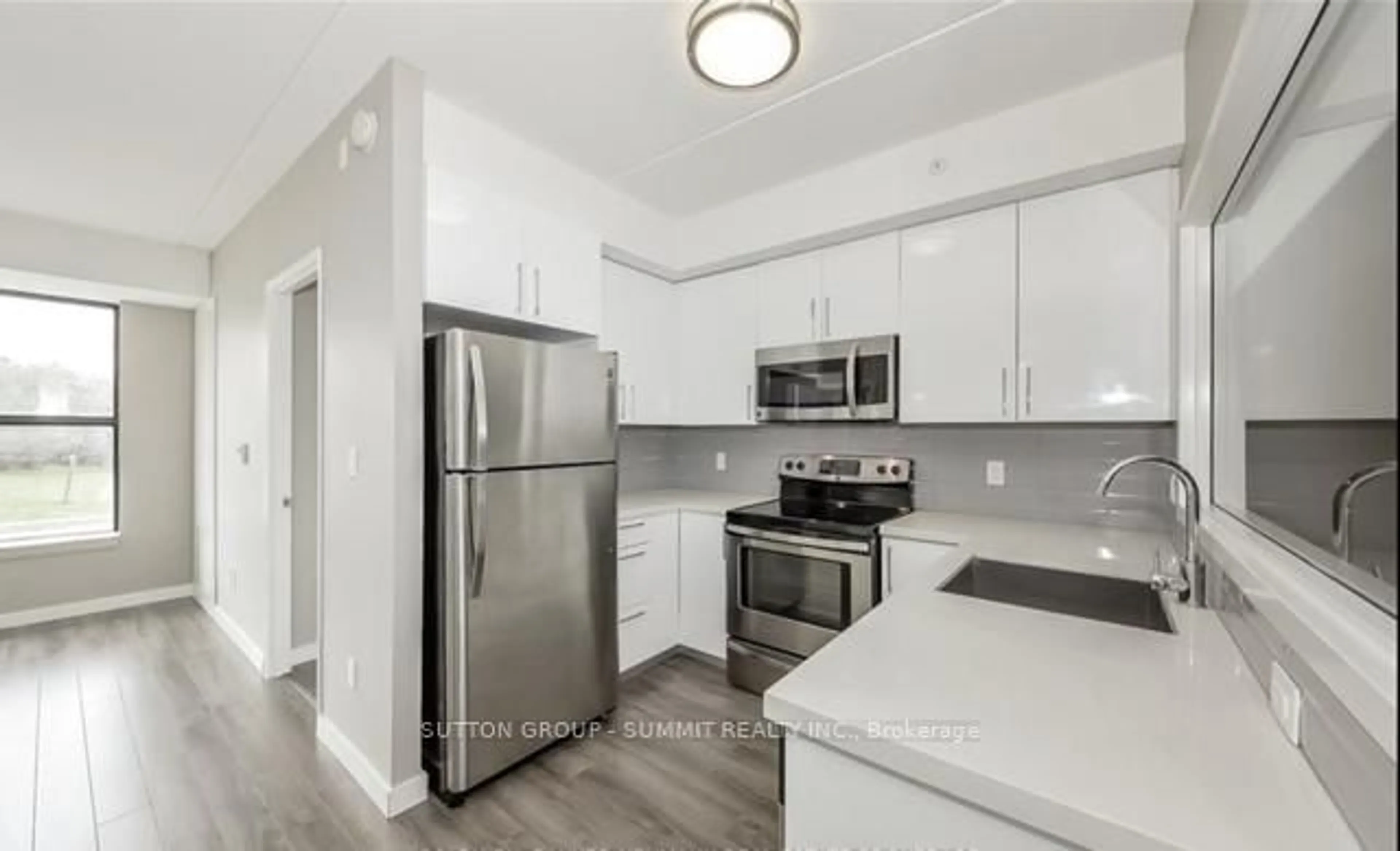 Standard kitchen, unknown for 1291 GORDON St #109, Guelph Ontario N1G 5E7