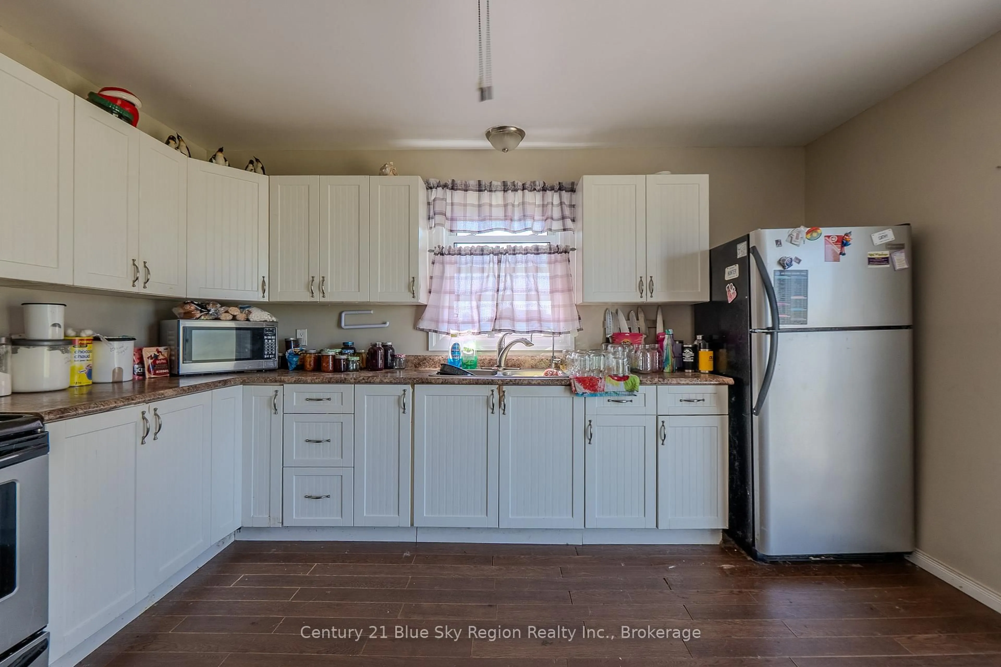 Standard kitchen, unknown for 781 Lalande Rd, West Nipissing Ontario P2B 2V3