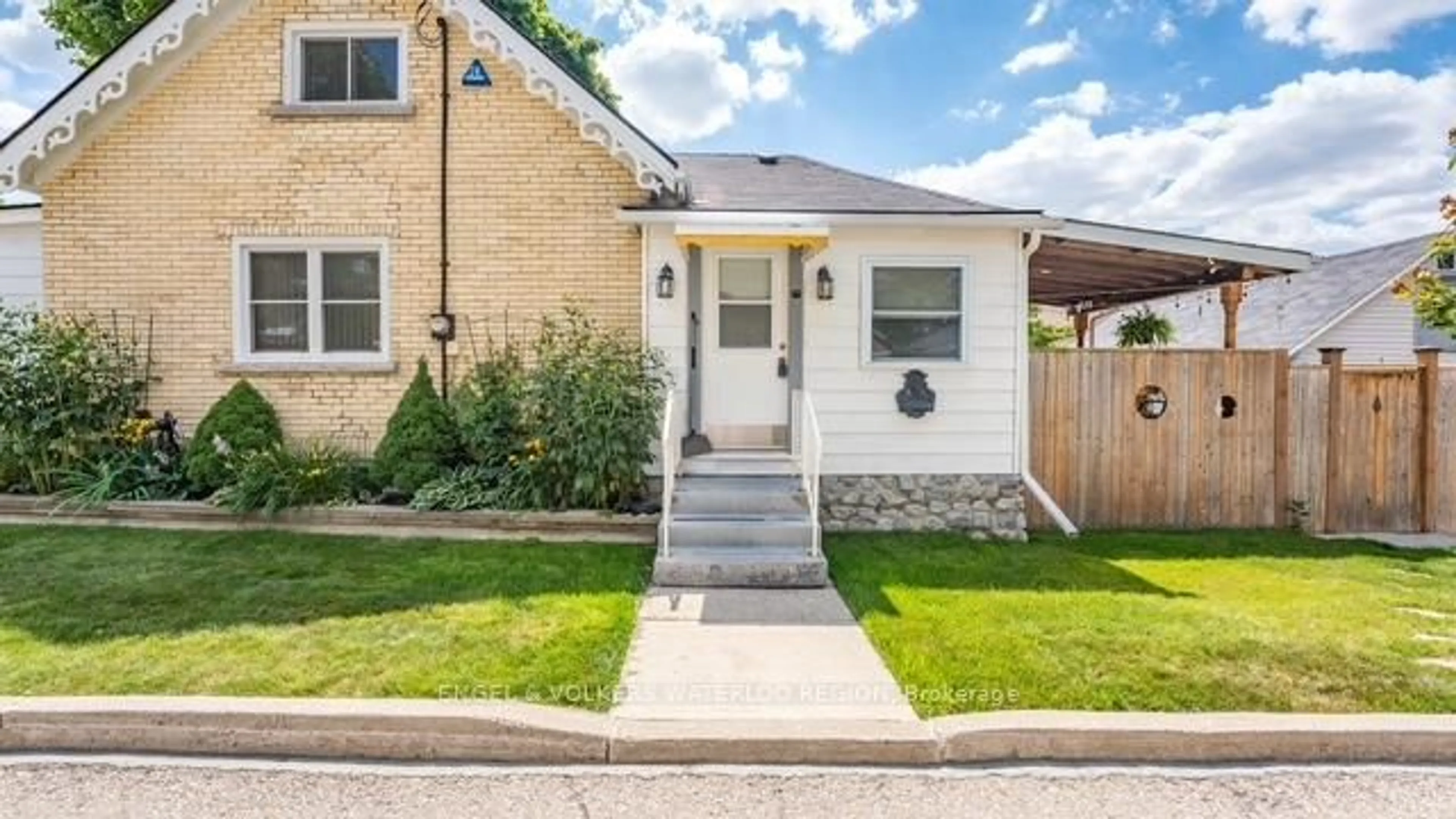 Home with brick exterior material, street for 536 Church St, Cambridge Ontario N3H 1X5