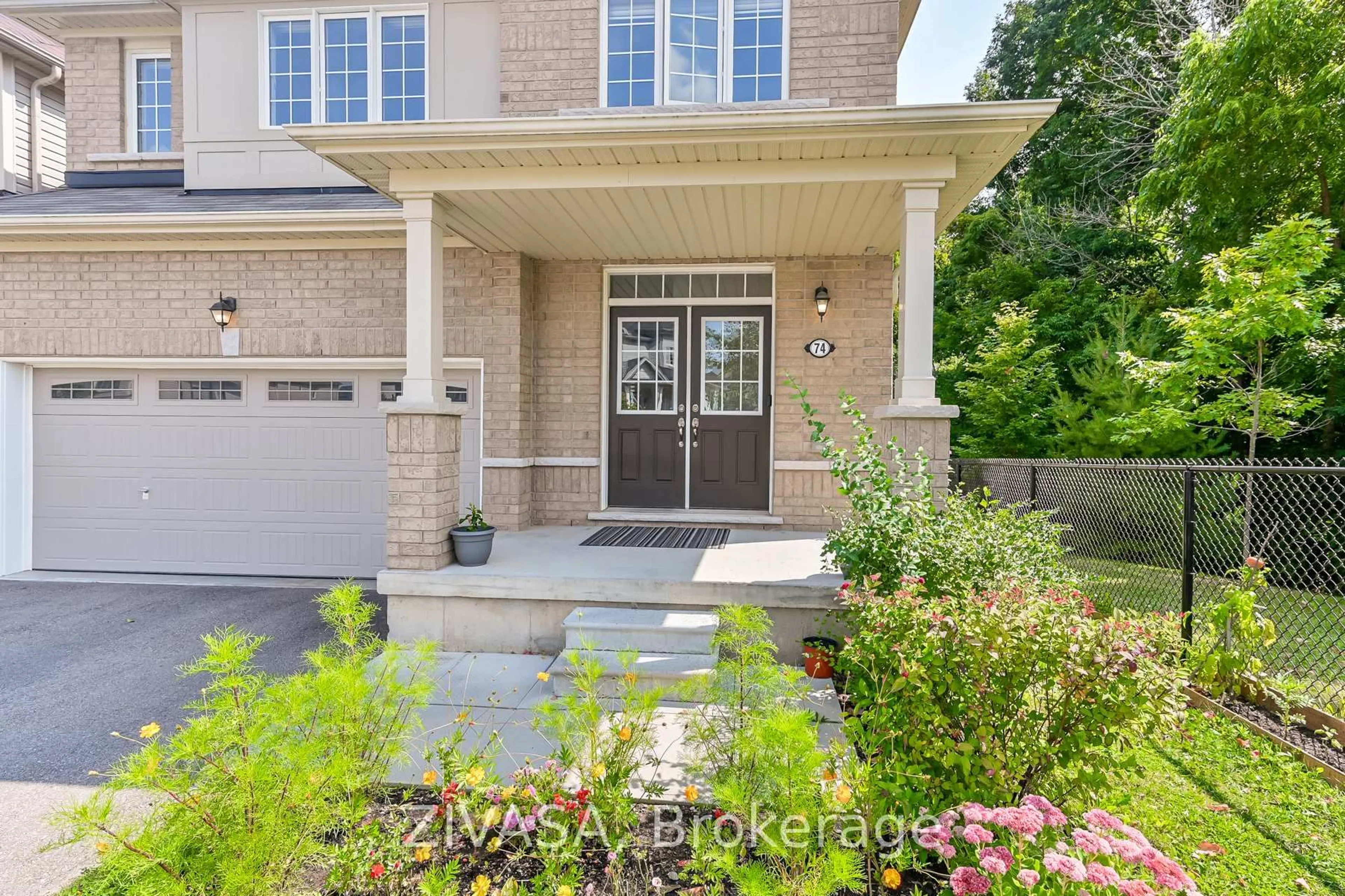 Home with brick exterior material, street for 74 Sinden Rd, Brantford Ontario N3T 0P5