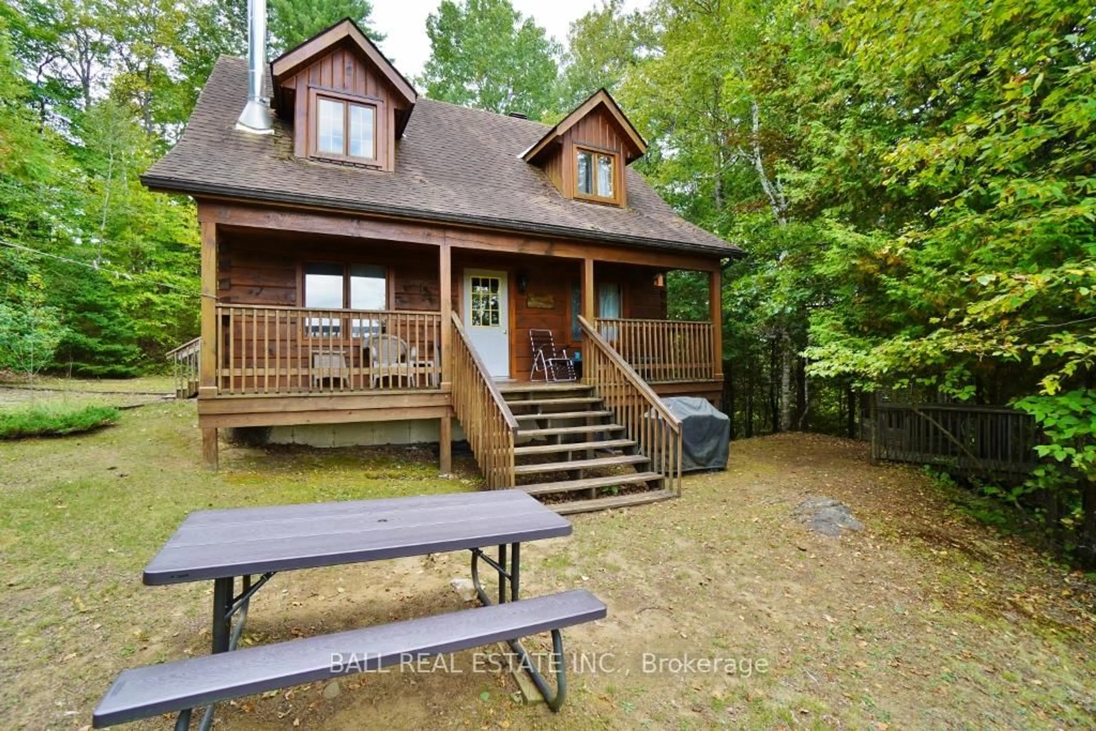 Patio, unknown for 91 West Mullet Lk Rd, Faraday Ontario K0L 2L0