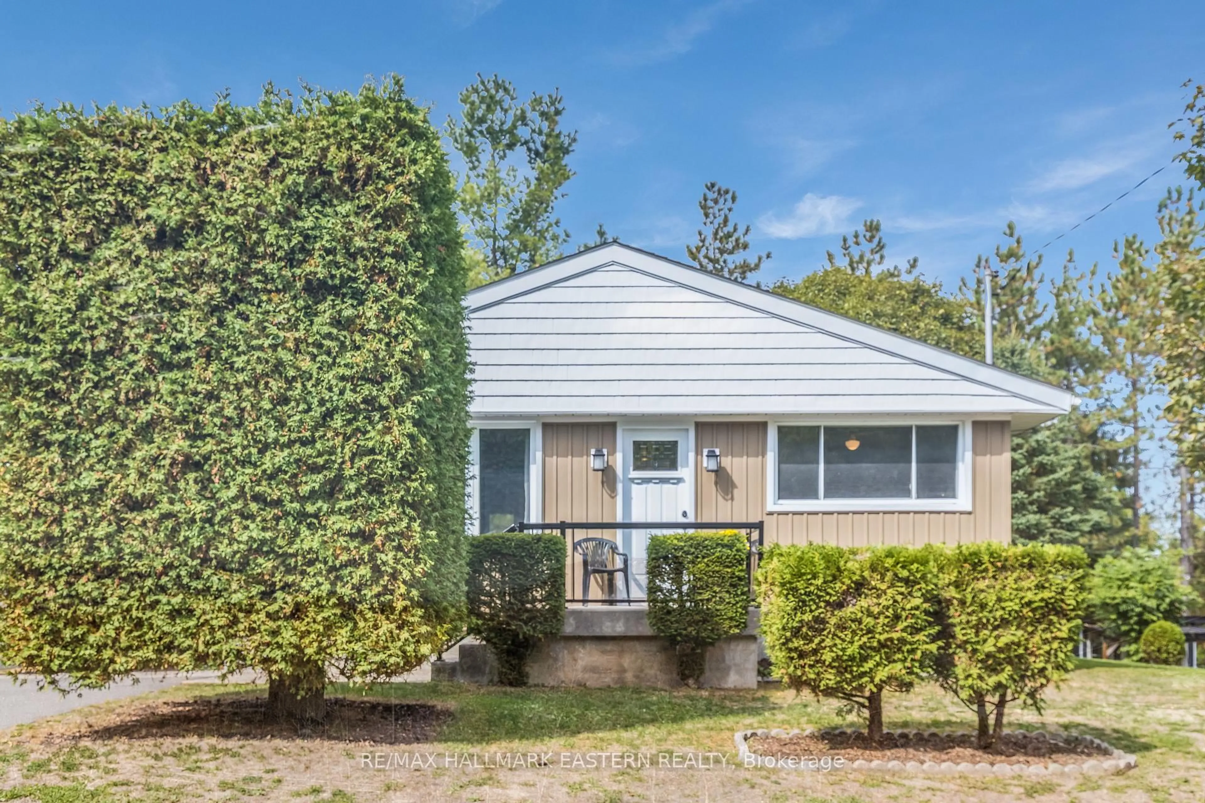 Home with vinyl exterior material, street for 74 Ridge St, Asphodel-Norwood Ontario K0L 2V0