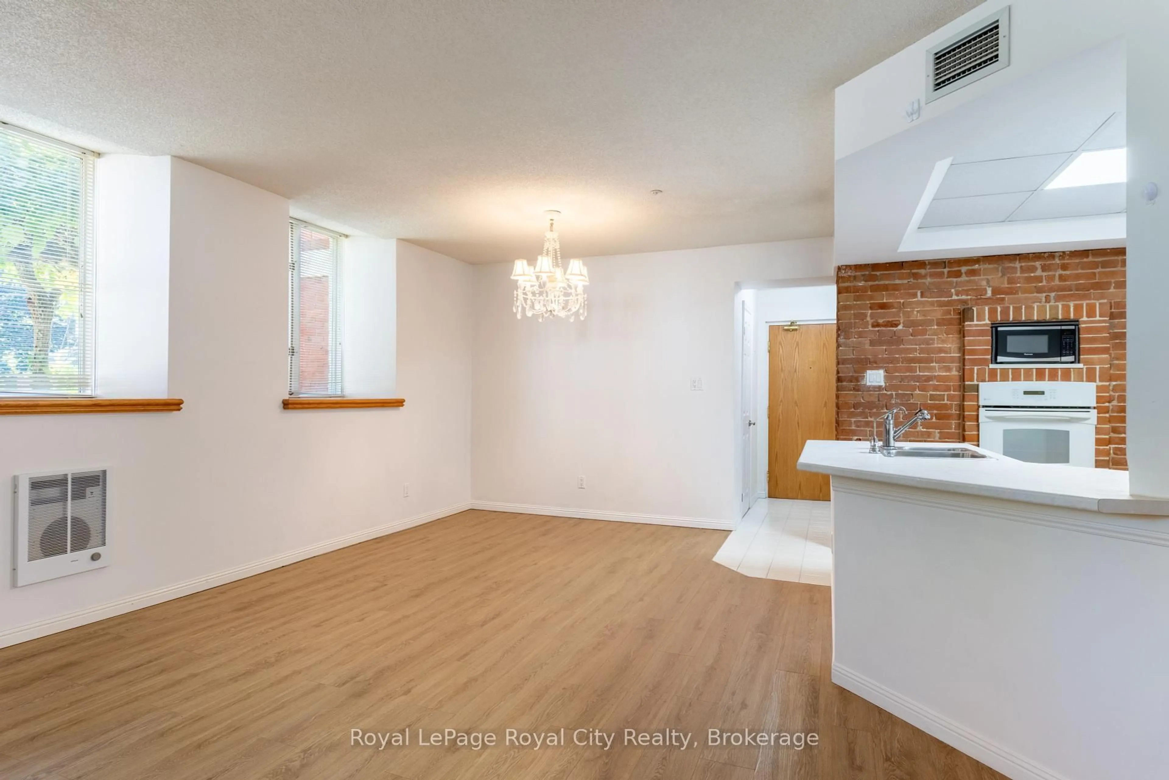 Unknown for 57 Suffolk St #101, Guelph Ontario N1H 2J1