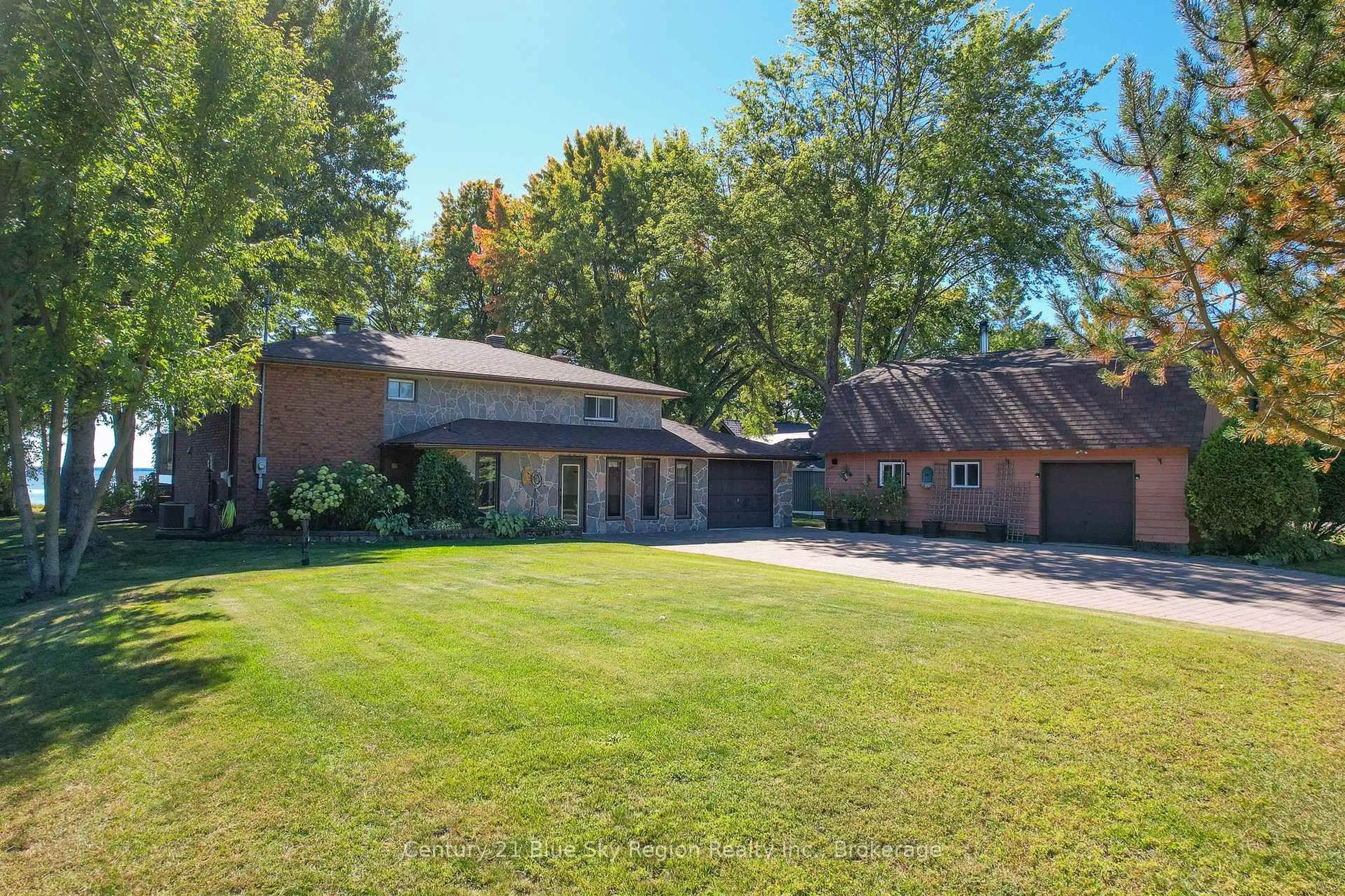 A pic from outside/outdoor area/front of a property/back of a property/a pic from drone, unknown for 378 Marleau Rd, West Nipissing Ontario P2B 2X1