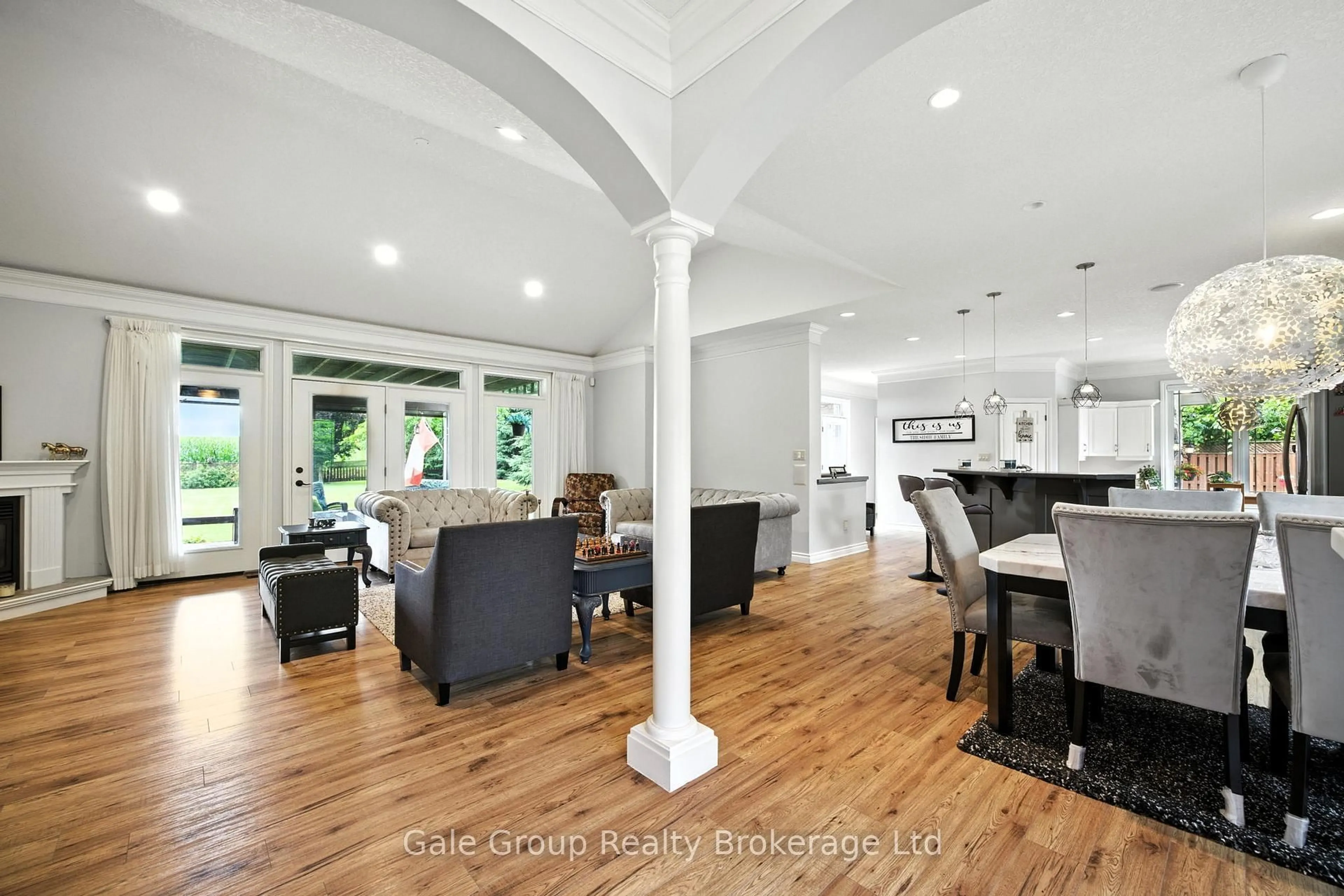 Open concept kitchen, unknown for 595479 HWY 59, Woodstock Highway, East Zorra-Tavistock Ontario N4S 7W1