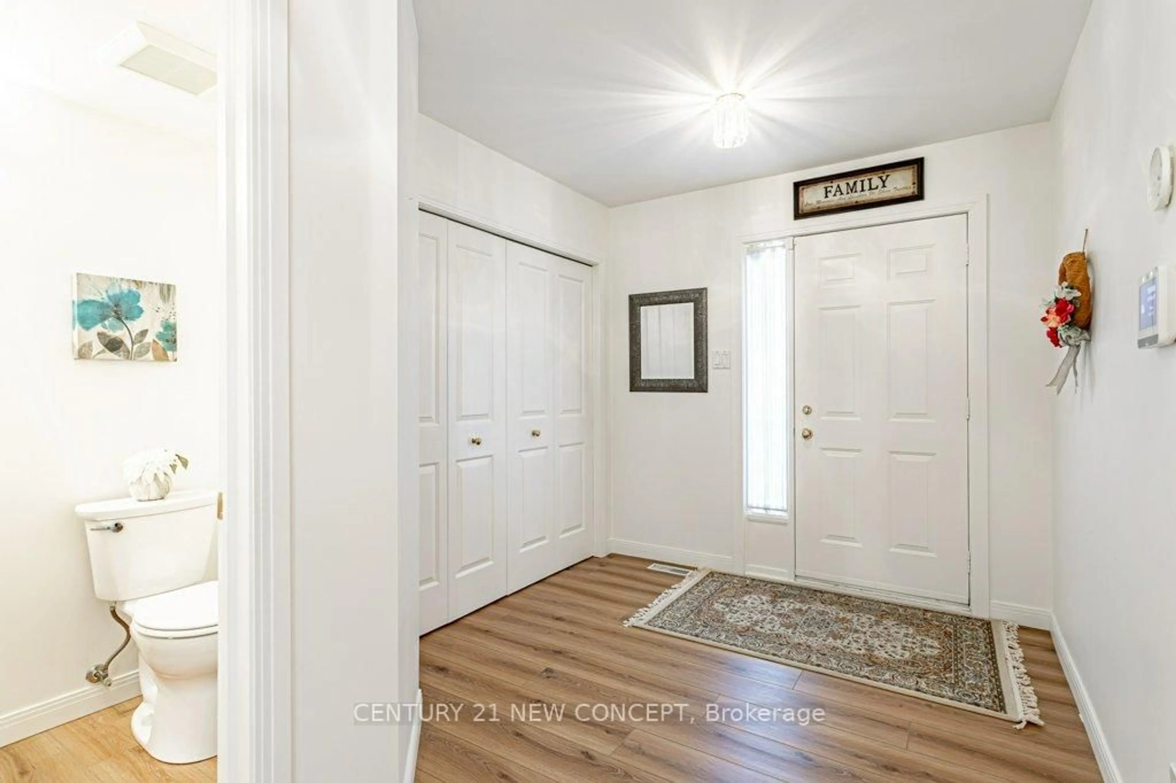 Indoor entryway for 155 killarney Rd #14, London North Ontario N5X 3X8