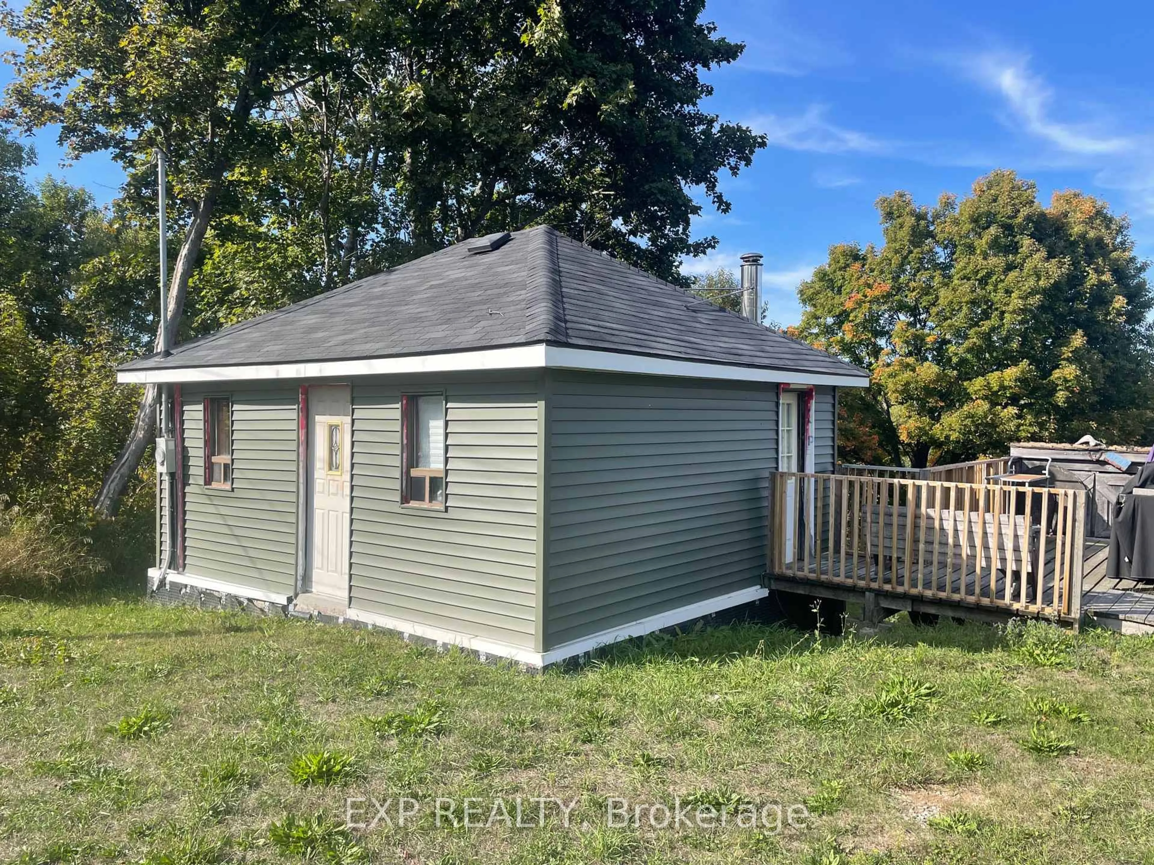 Home with vinyl exterior material, unknown for 6188 Foymount Rd, Palmer Rapids Ontario K0J 2E0