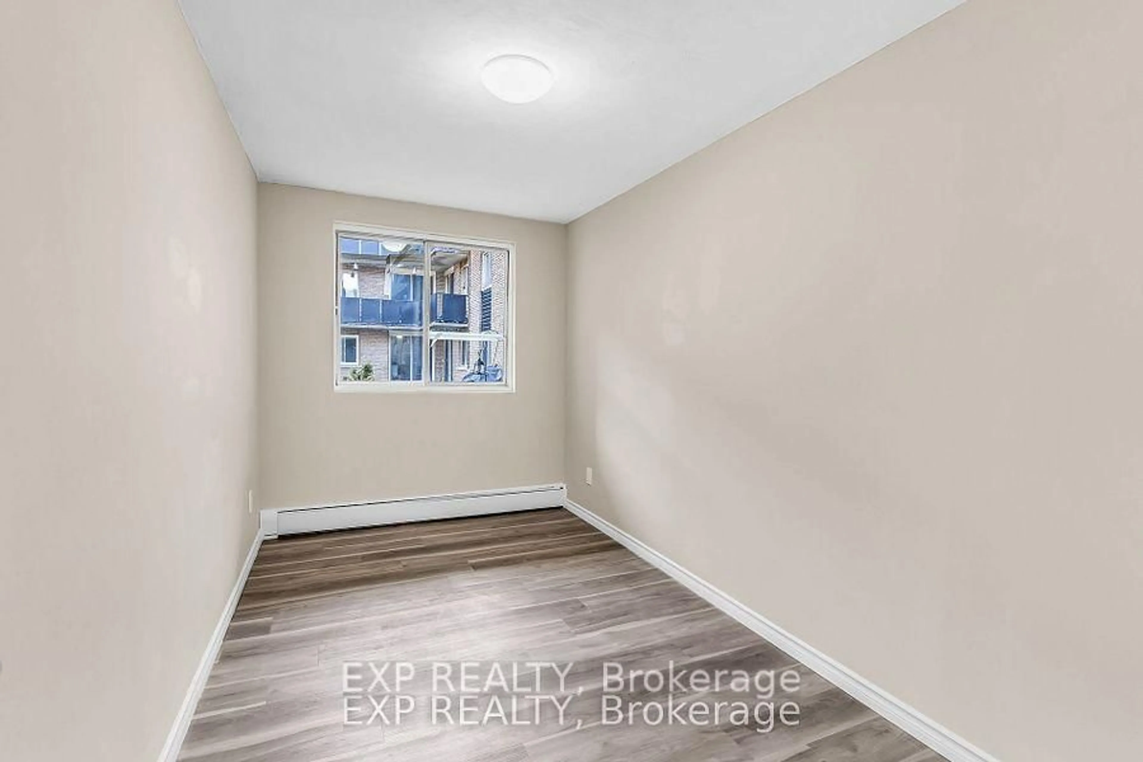 A pic of a room for 601 Barber Ave #104, North Perth Ontario N4W 1S4