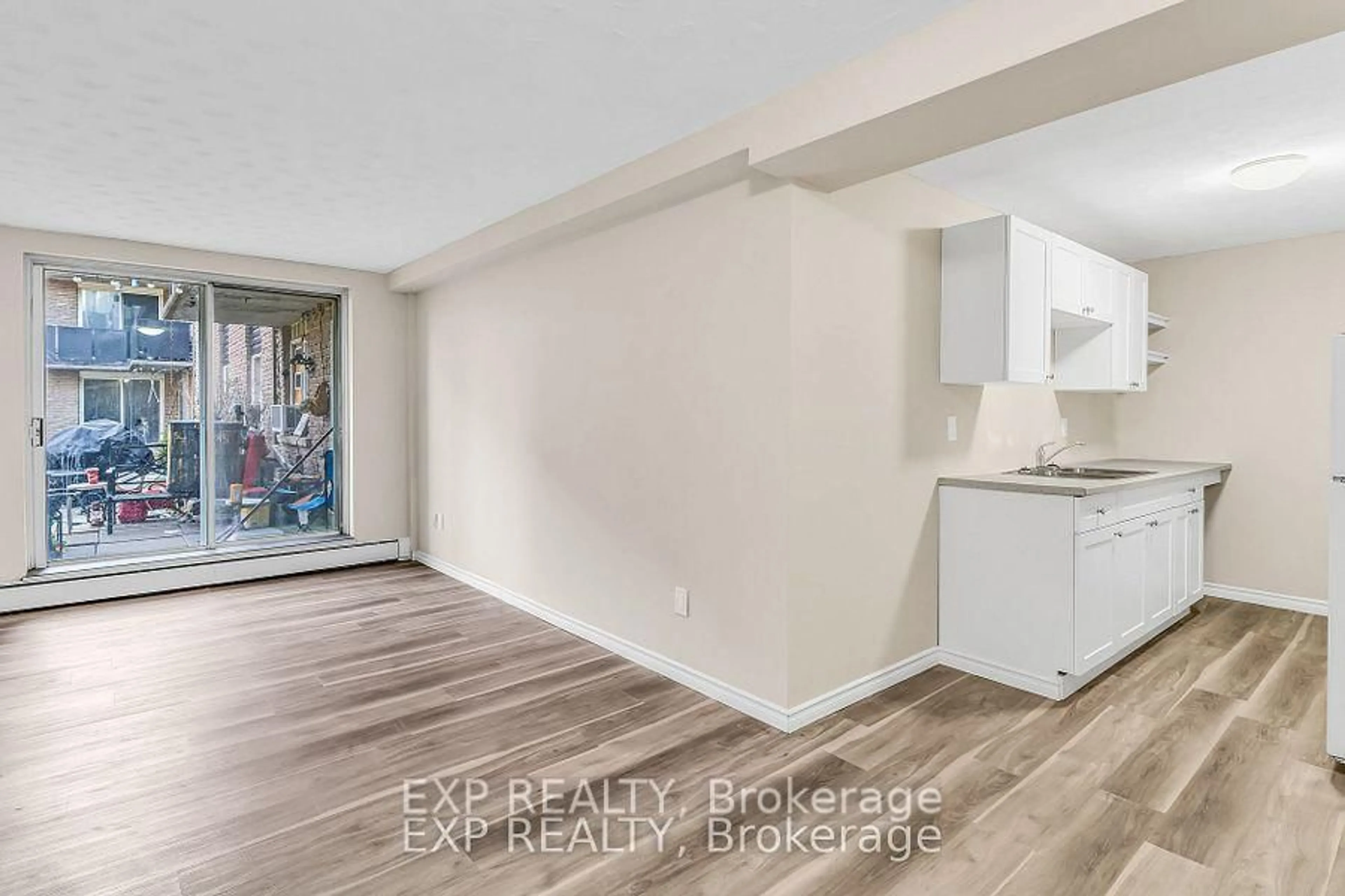 A pic of a room for 601 Barber Ave #104, North Perth Ontario N4W 1S4