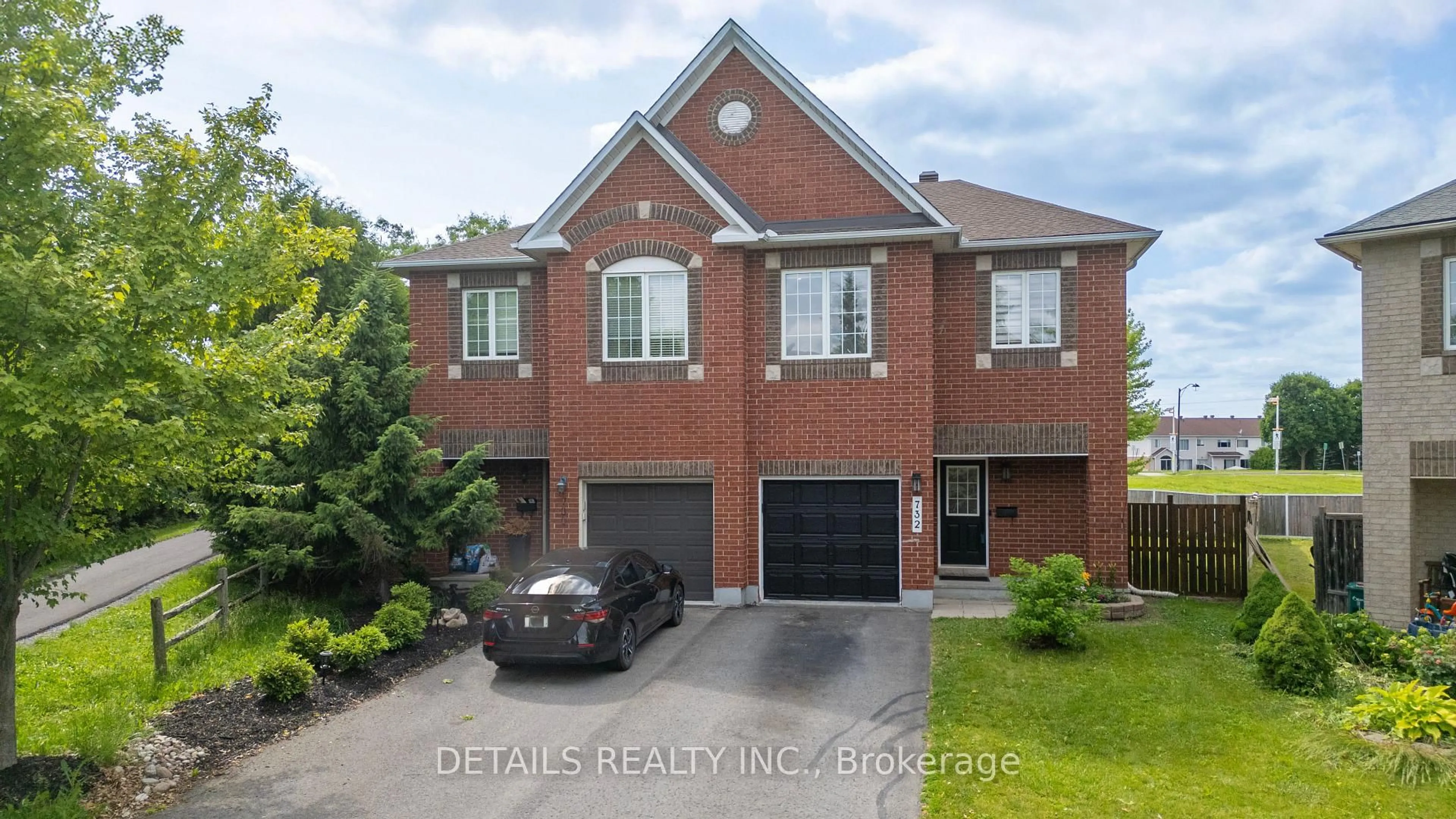 Home with brick exterior material, street for 732 Carmella Cres, Ottawa Ontario K4A 4V8