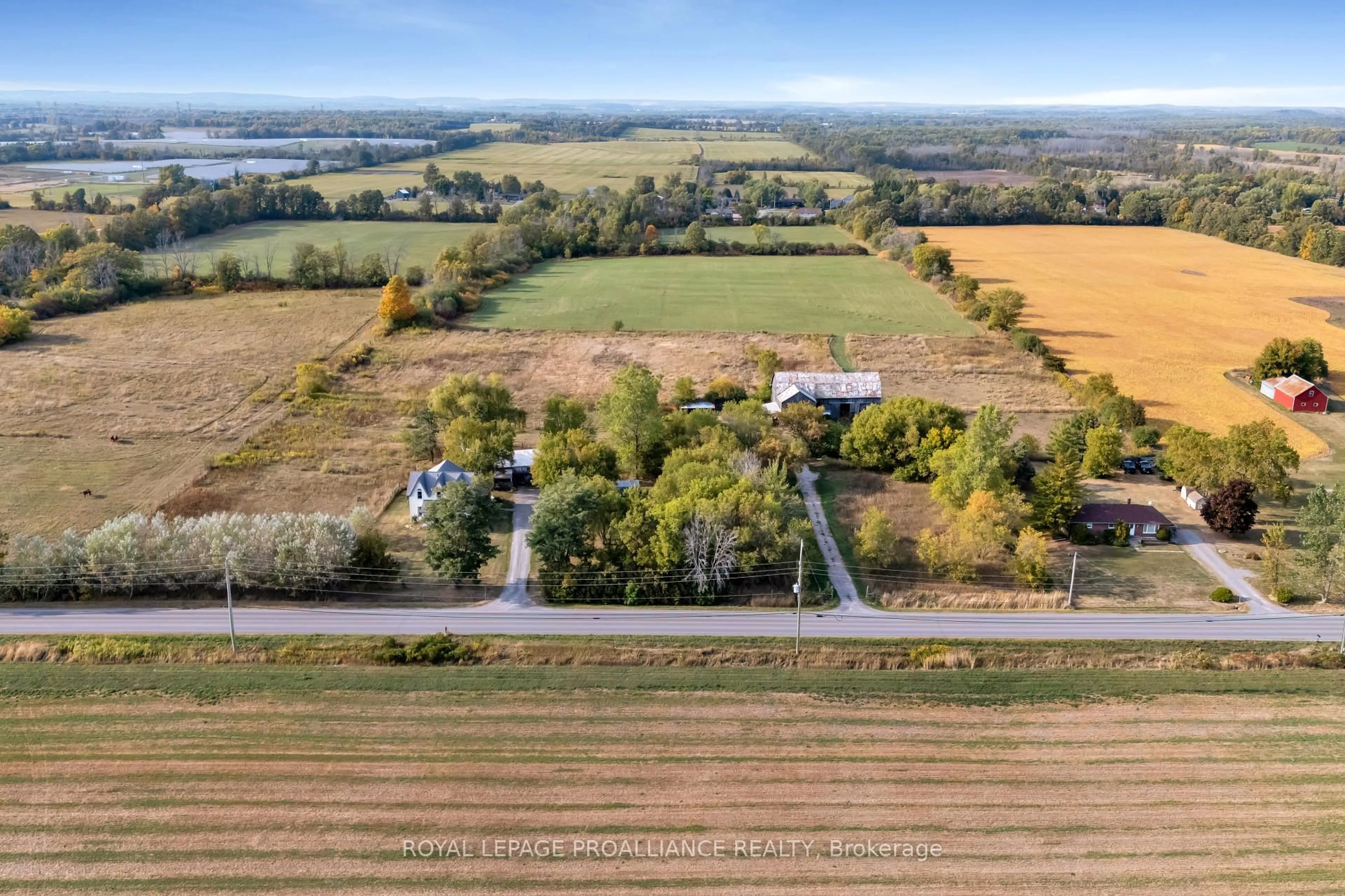 A pic from outside/outdoor area/front of a property/back of a property/a pic from drone, water/lake/river/ocean view for 557 Casey Rd, Belleville Ontario K8N 4Z6
