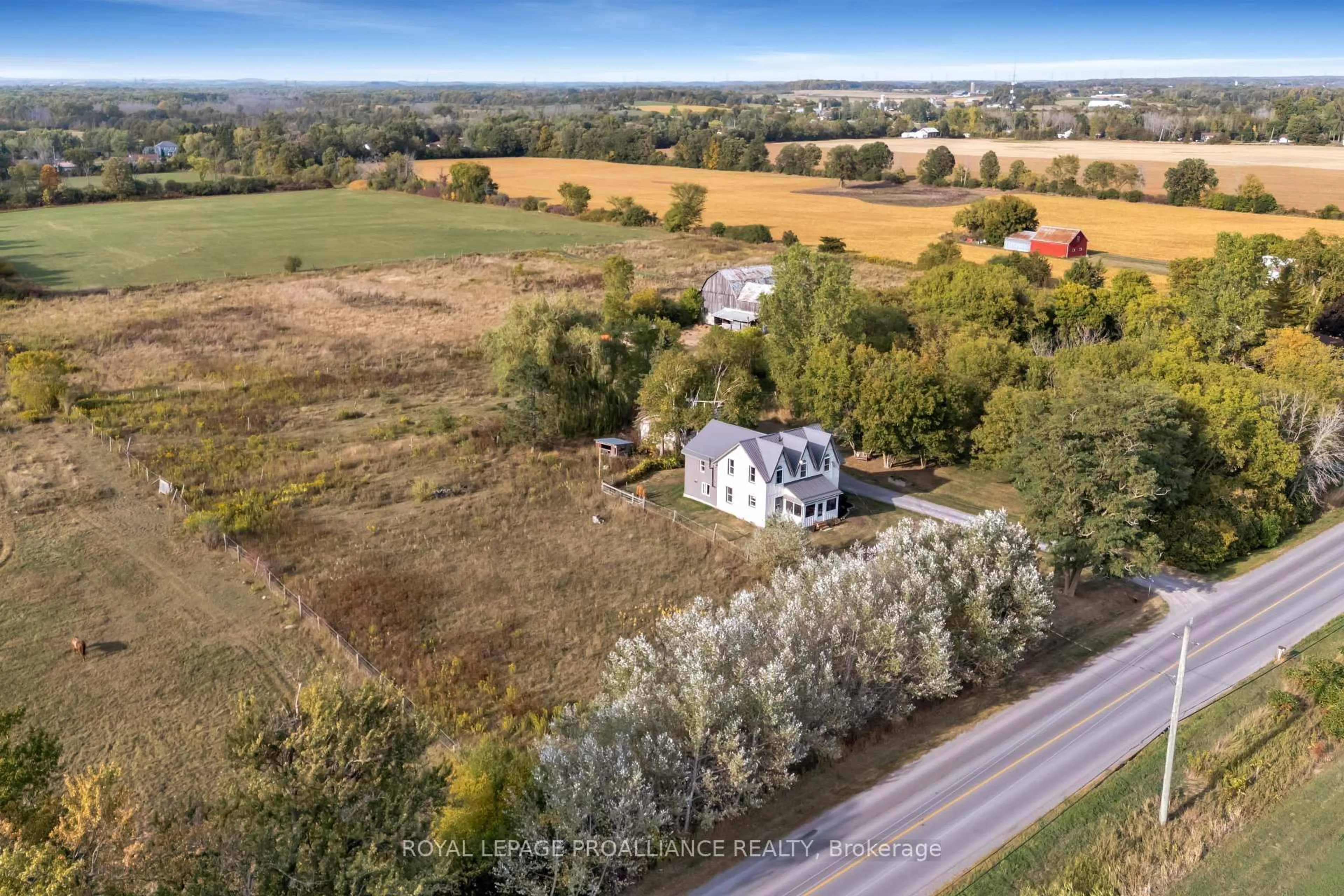 A pic from outside/outdoor area/front of a property/back of a property/a pic from drone, unknown for 557 Casey Rd, Belleville Ontario K8N 4Z6
