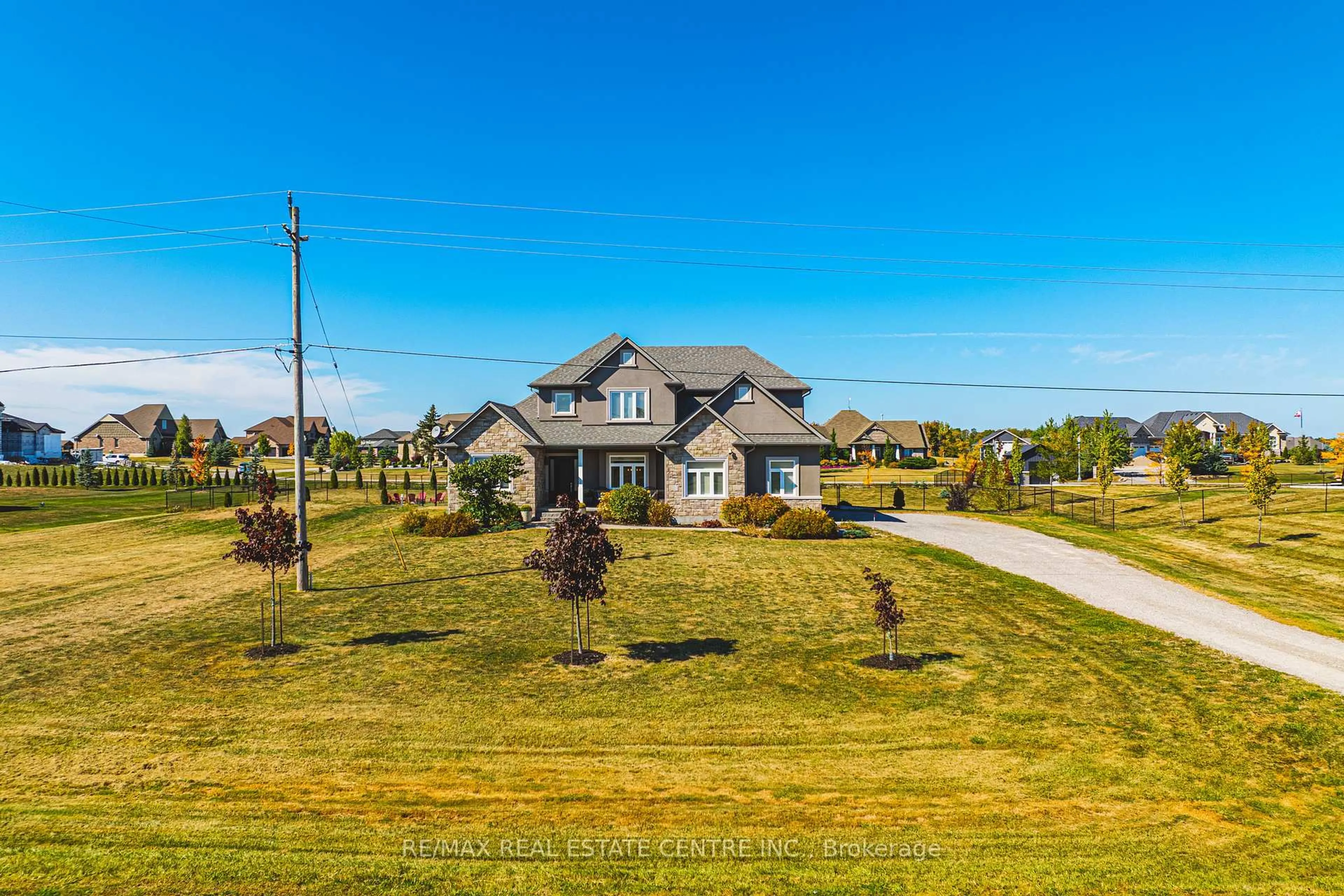 A pic from outside/outdoor area/front of a property/back of a property/a pic from drone, street for 2855 Haldimand Road 9, Haldimand Ontario N0A 1R0