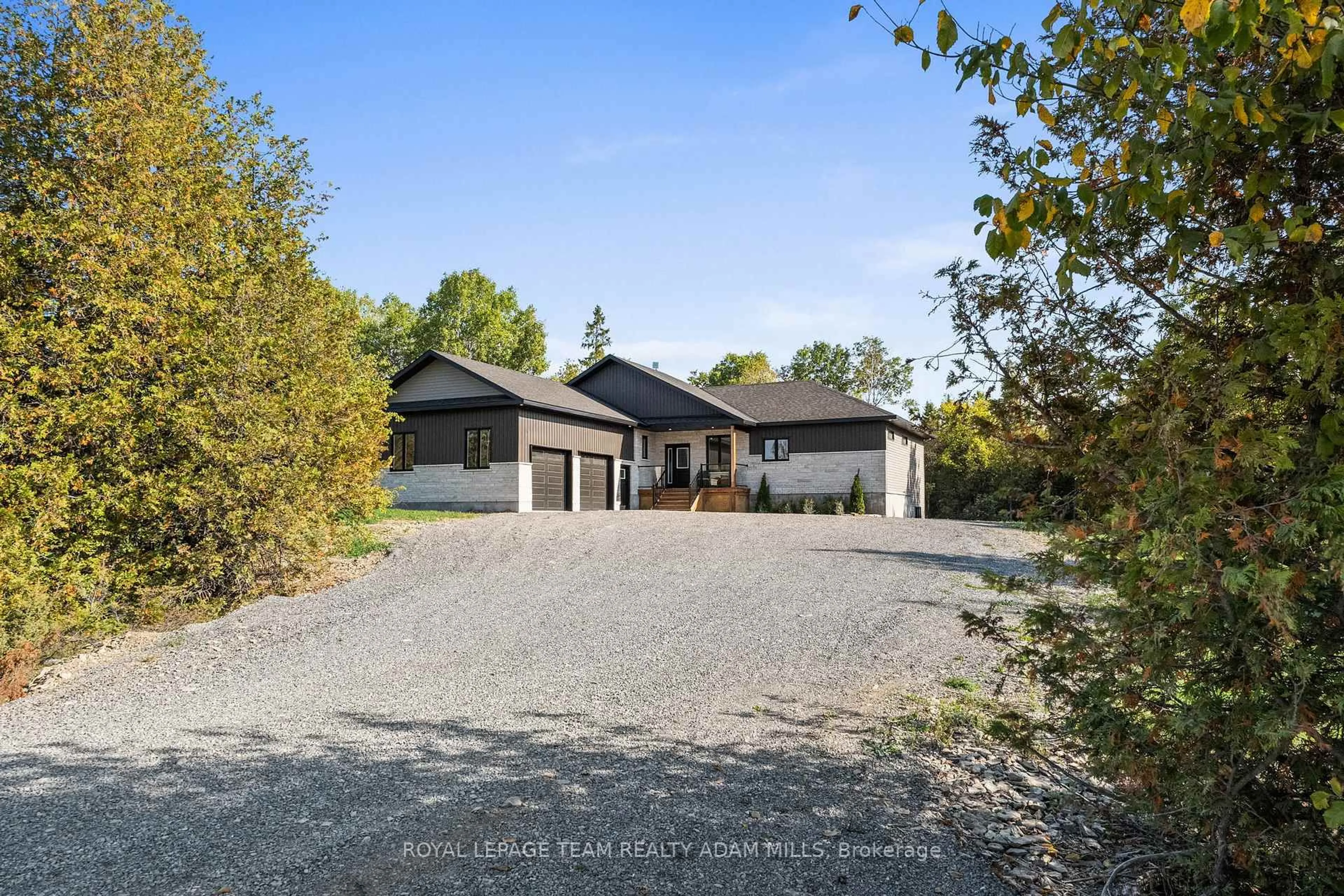 A pic from outside/outdoor area/front of a property/back of a property/a pic from drone, unknown for 2850 Montague Boundary Rd, Smiths Falls Ontario K7A 4S7