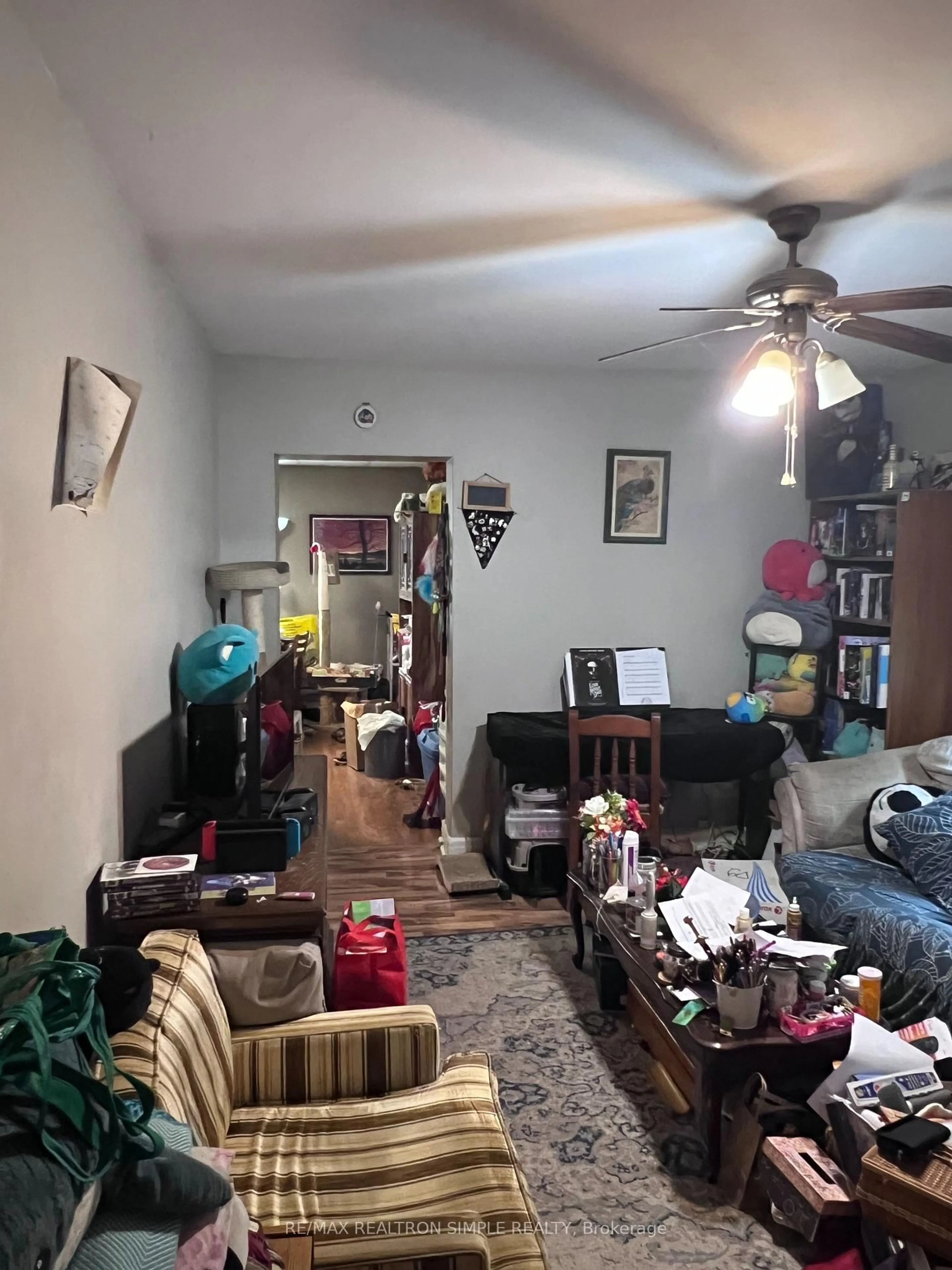 A pic of a room for 644 Bloem St, North Bay Ontario P1B 4W6
