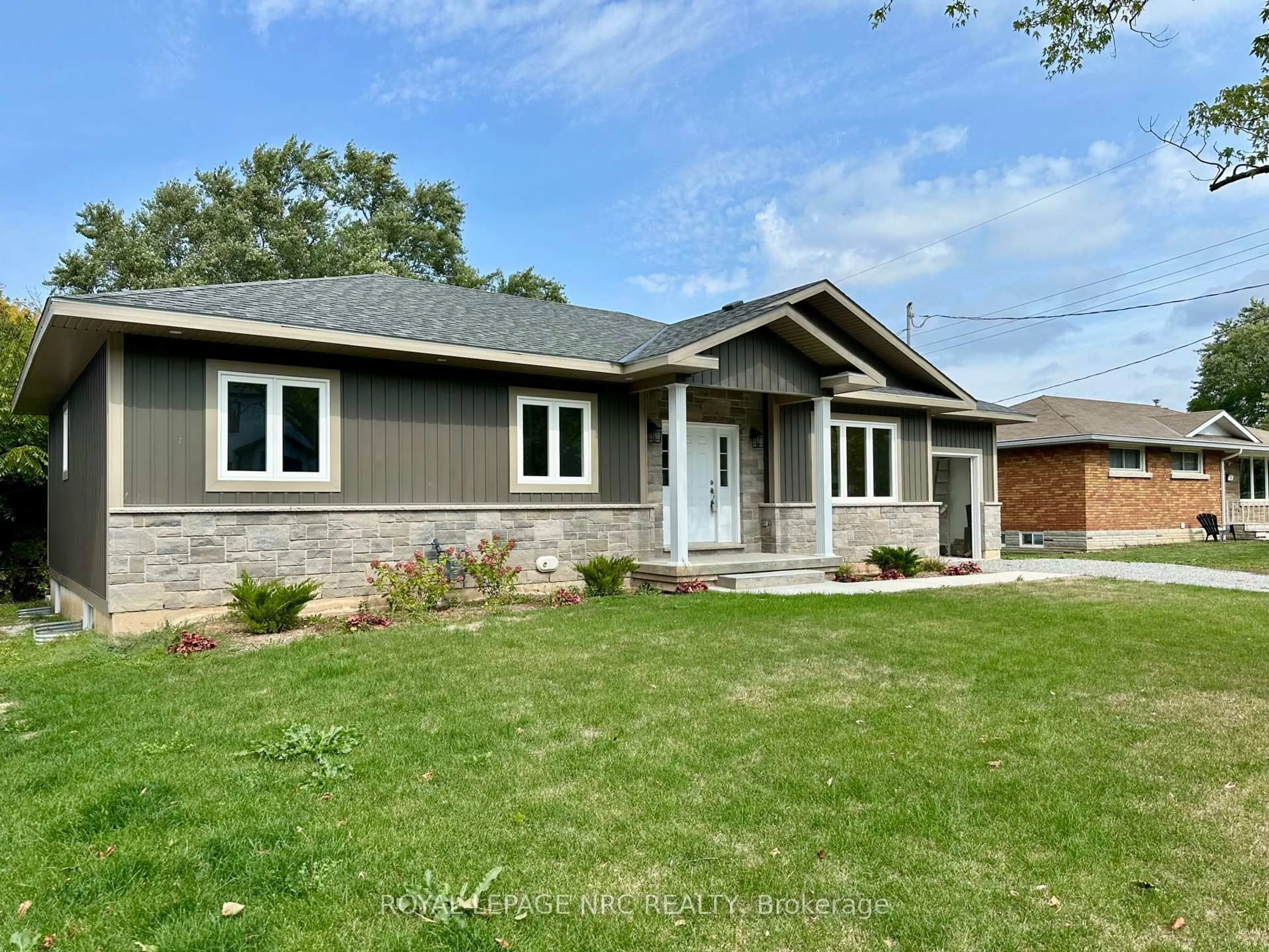 Unknown for 17 Glenbarr Rd, St. Catharines Ontario L2T 1Y2