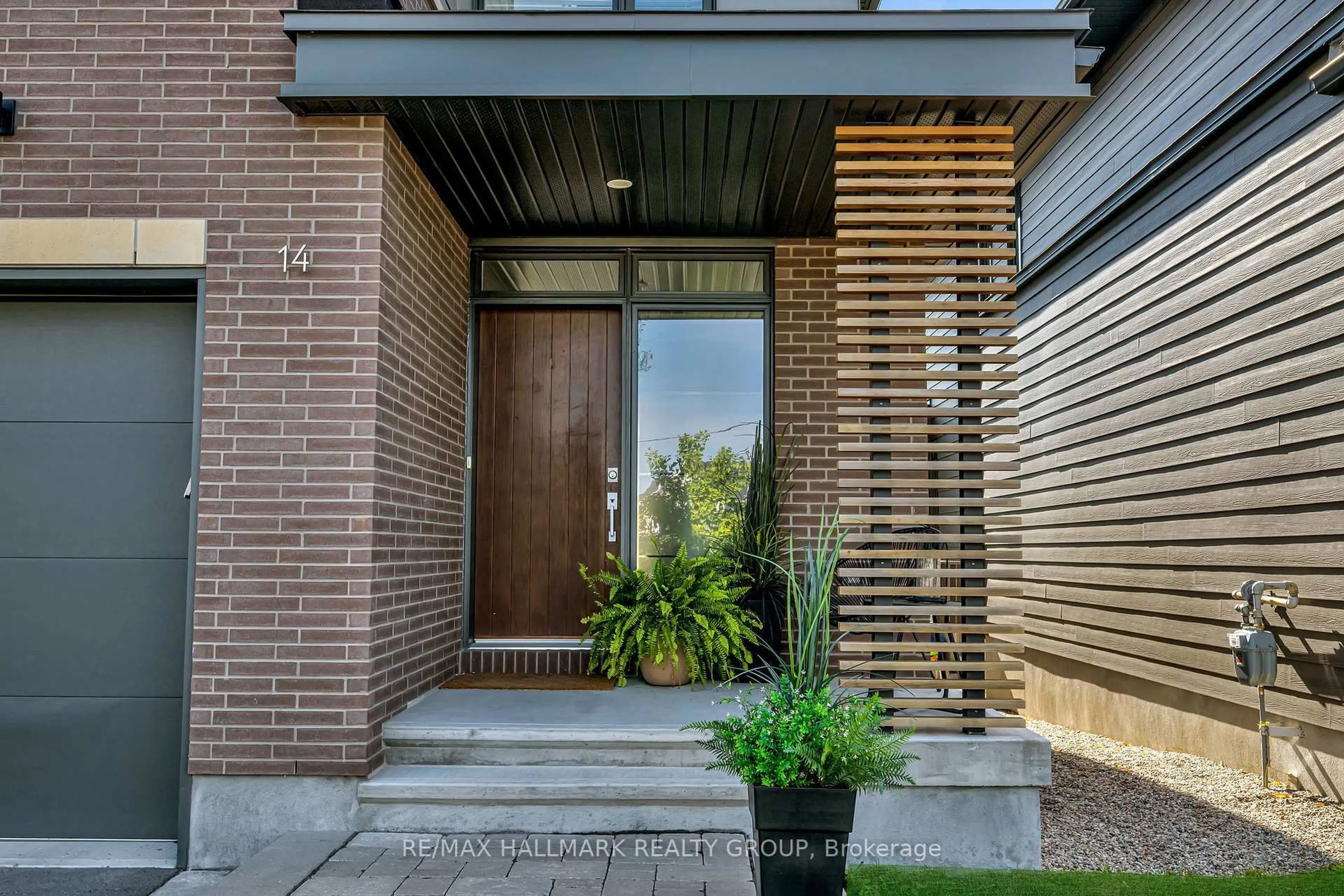 Unknown for 14 Stanhope Crt, Ottawa Ontario K2J 6S2