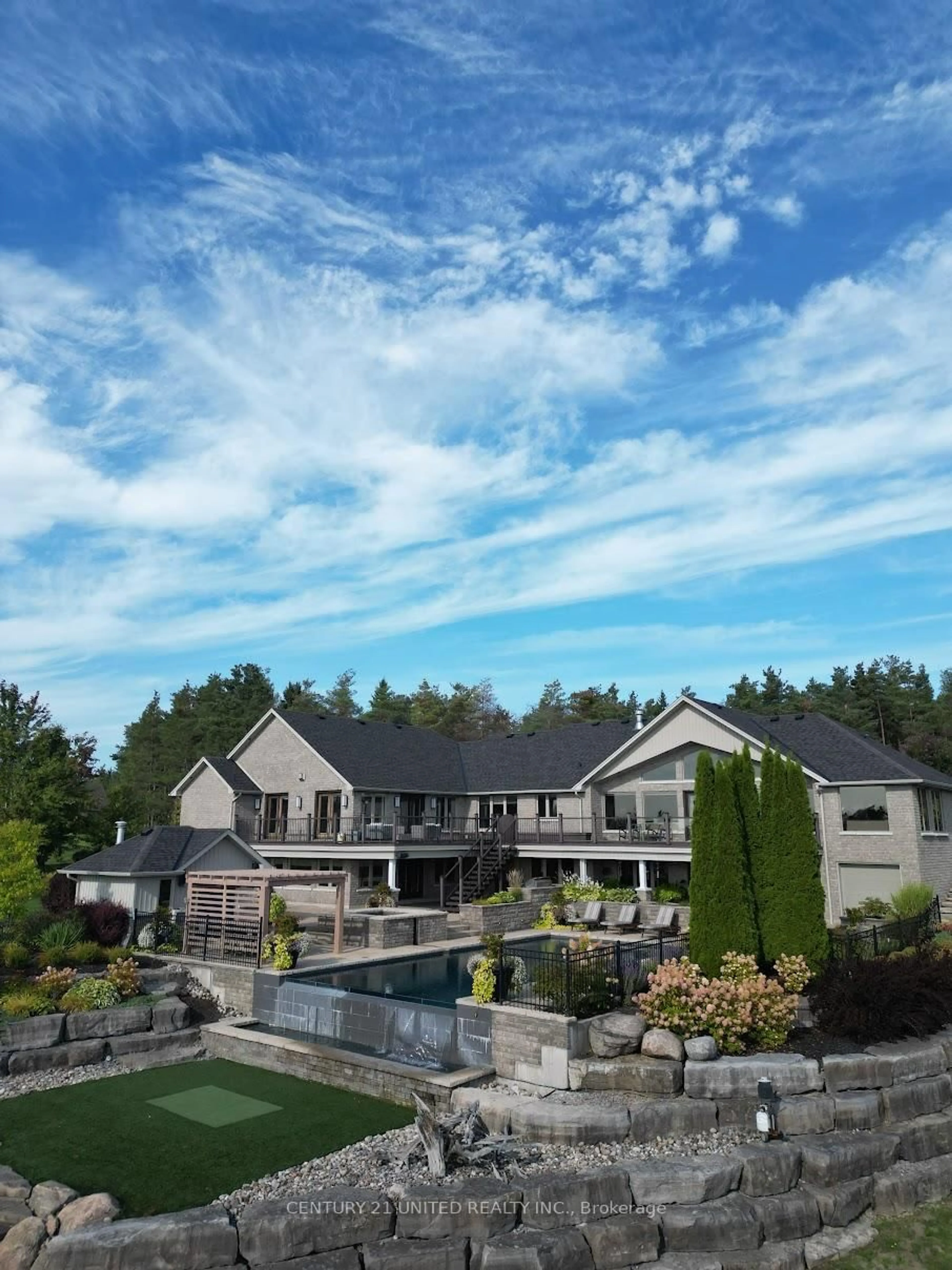 A pic from outside/outdoor area/front of a property/back of a property/a pic from drone, mountain view for 7 Maplehill Dr, Cavan Monaghan Ontario K9J 0E5