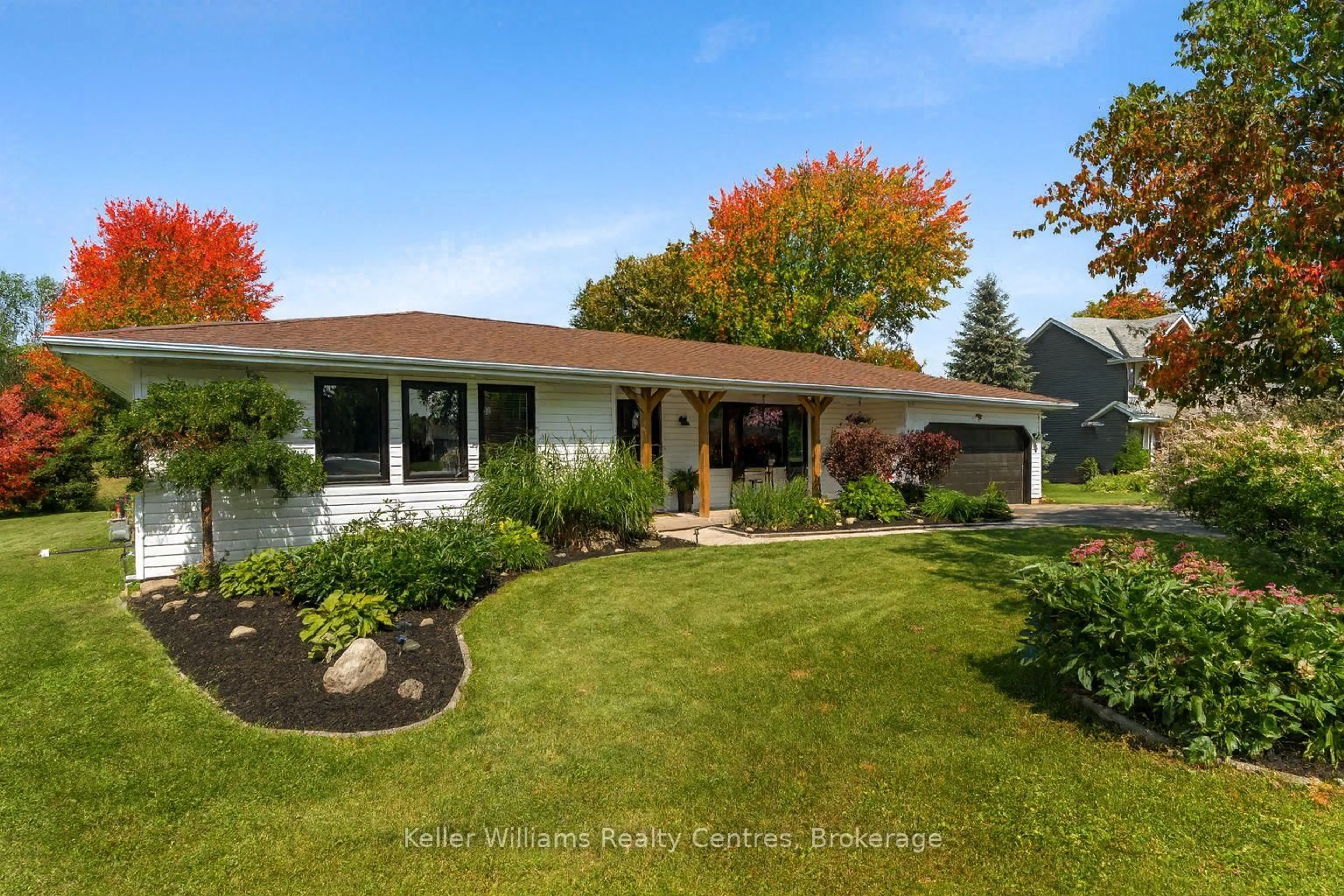 Home with vinyl exterior material, street for 110 Mary Ave, Georgian Bluffs Ontario N4K 5N5