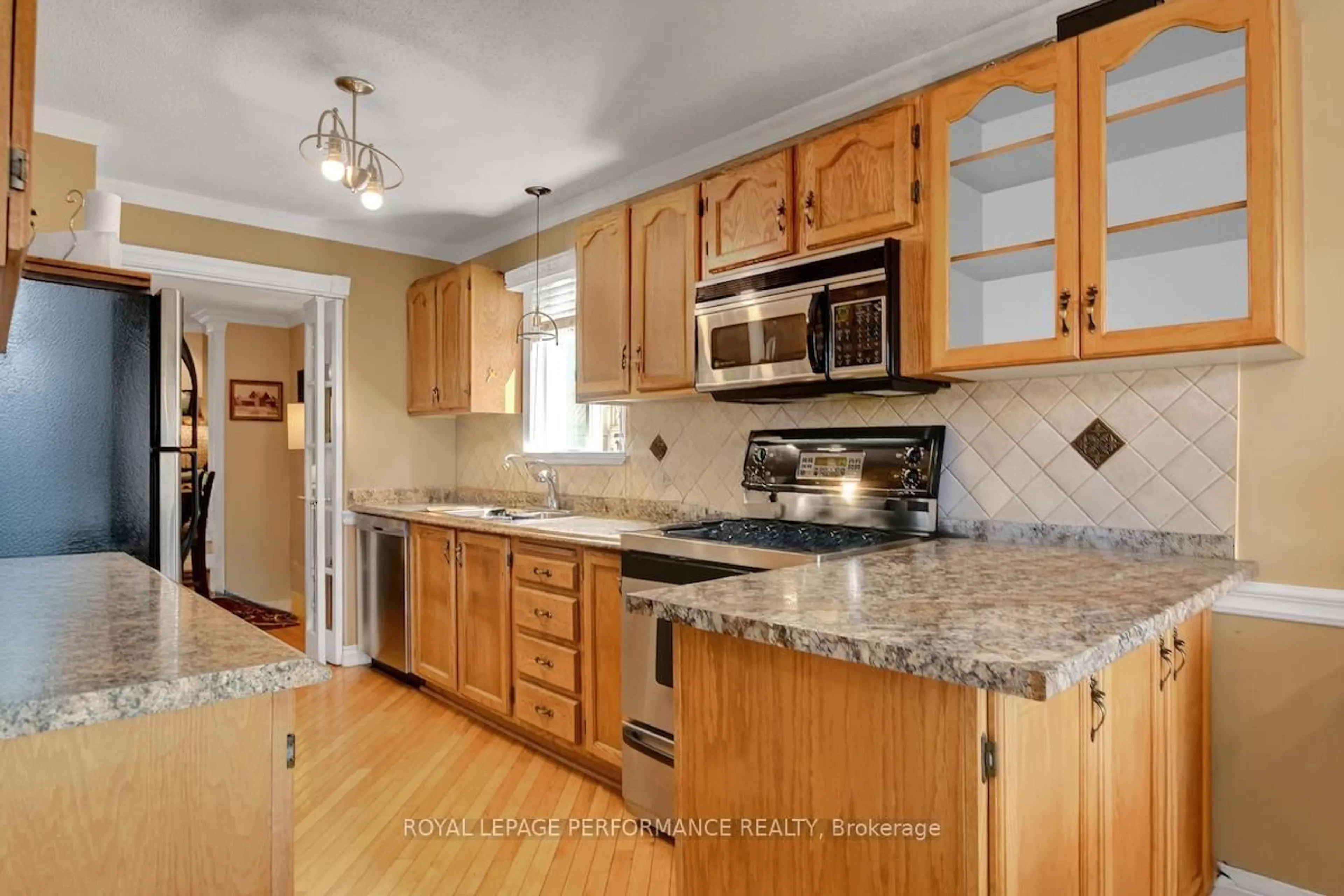 Unknown for 1815 Belval Cres, Ottawa Ontario K1C 6J3