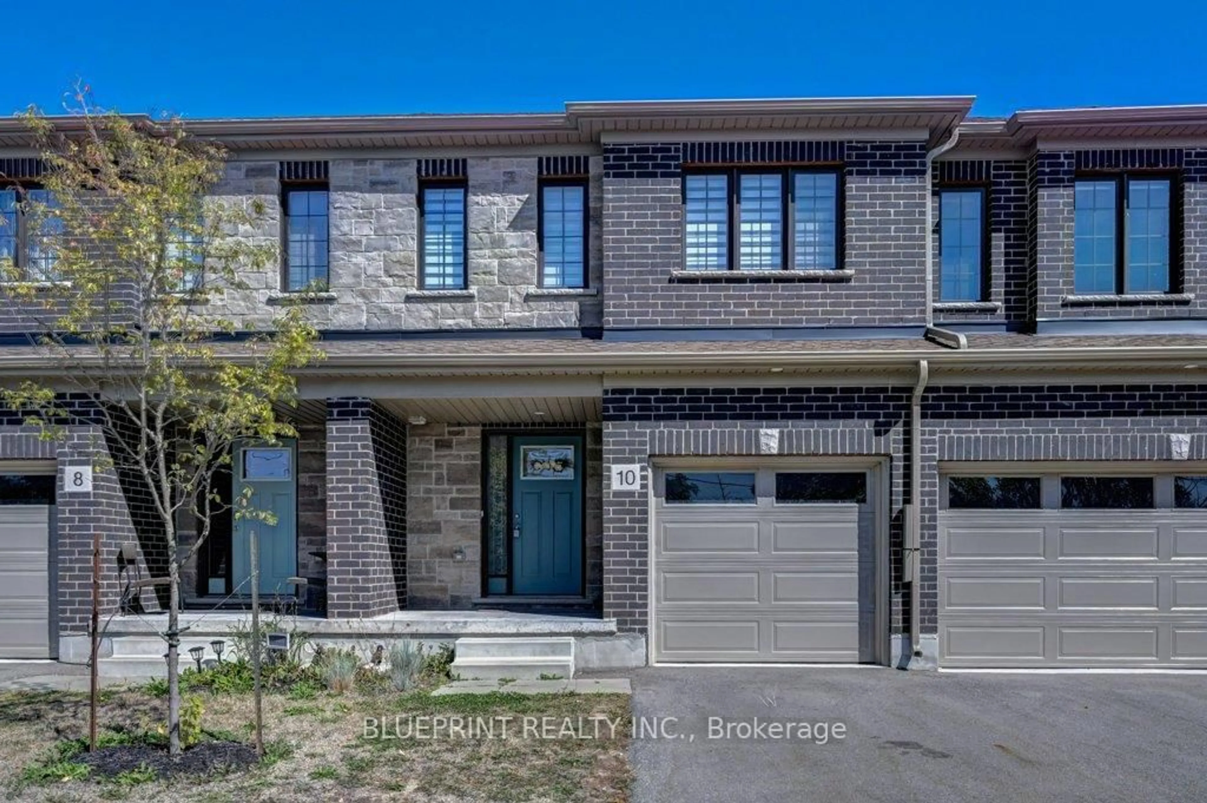 Home with brick exterior material, street for 10 GOLDIE MILL Rd, North Dumfries Ontario N0B 0B7
