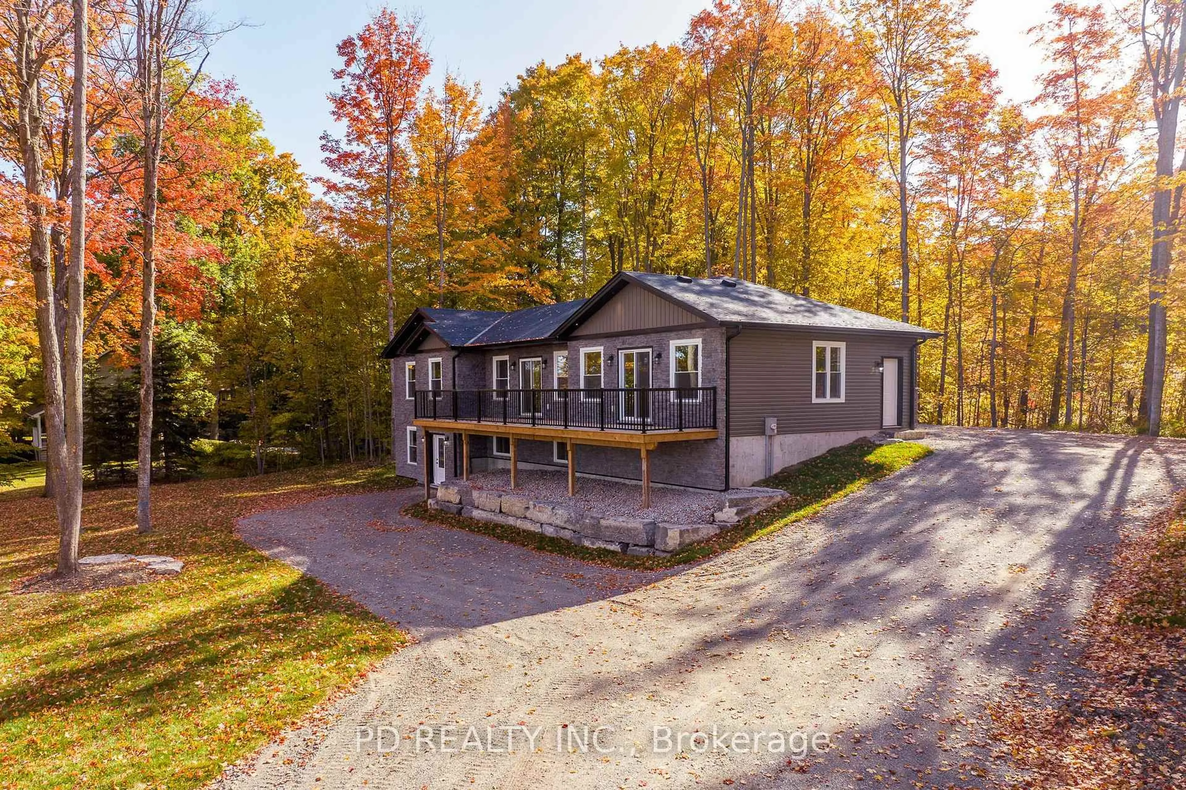A pic from outside/outdoor area/front of a property/back of a property/a pic from drone, unknown for 2 East St, Kawartha Lakes Ontario L0A 1A0